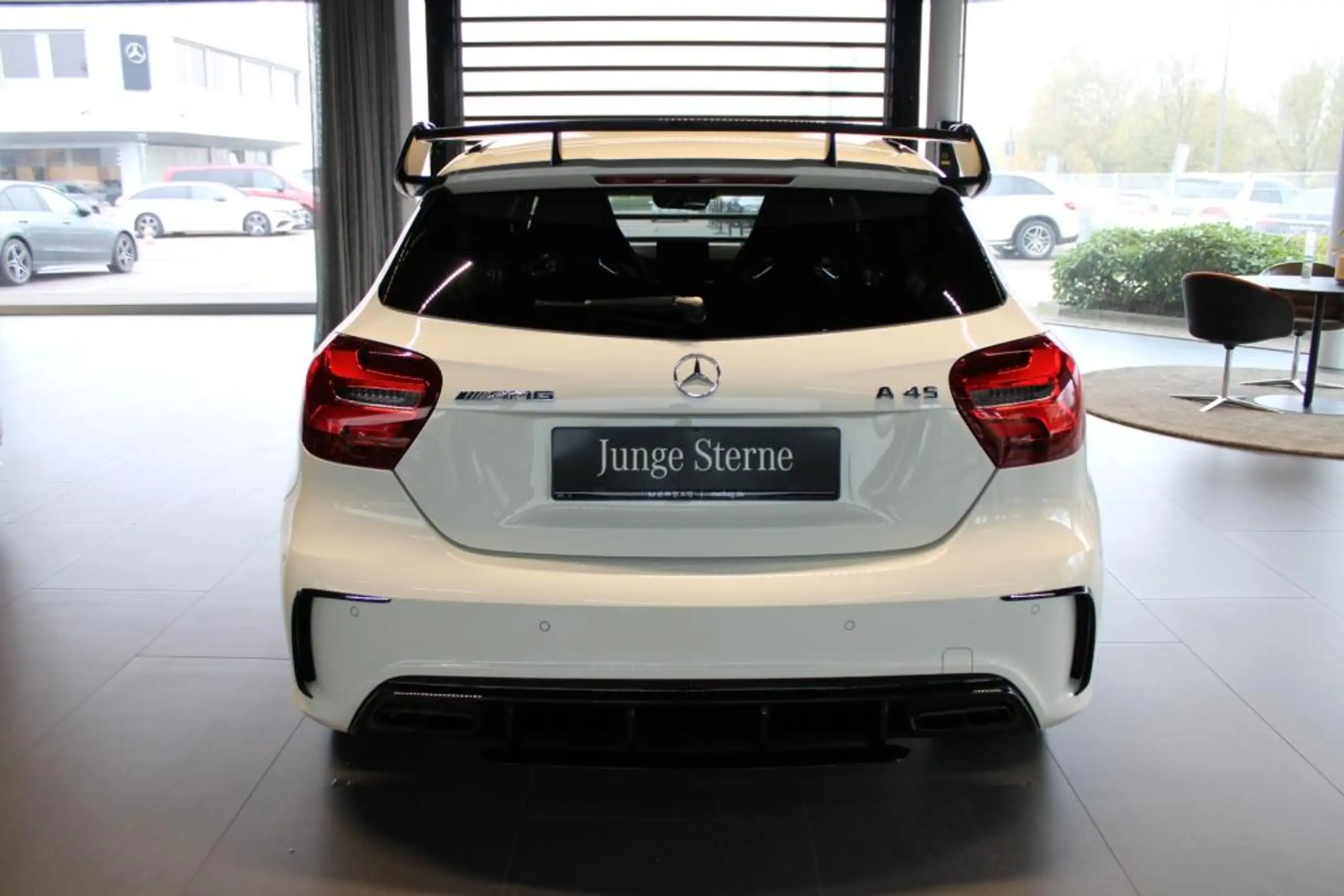 Mercedes-Benz - A 45 AMG