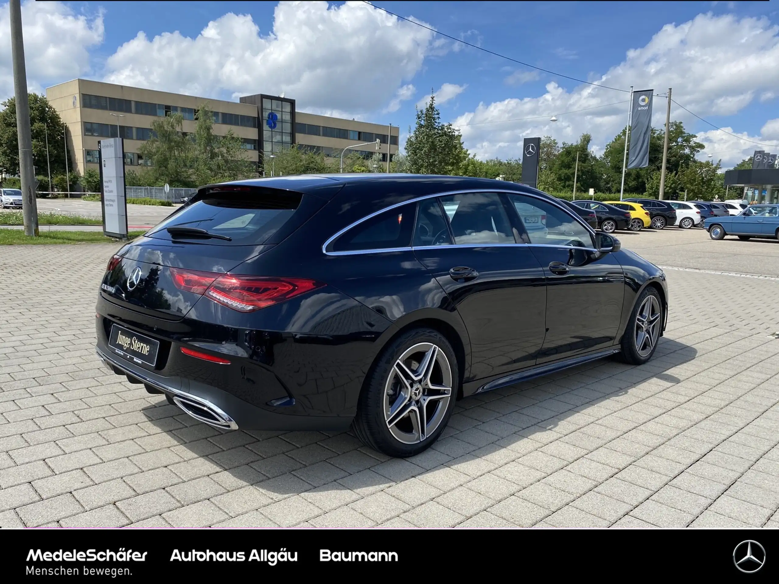 Mercedes-Benz - CLA 200