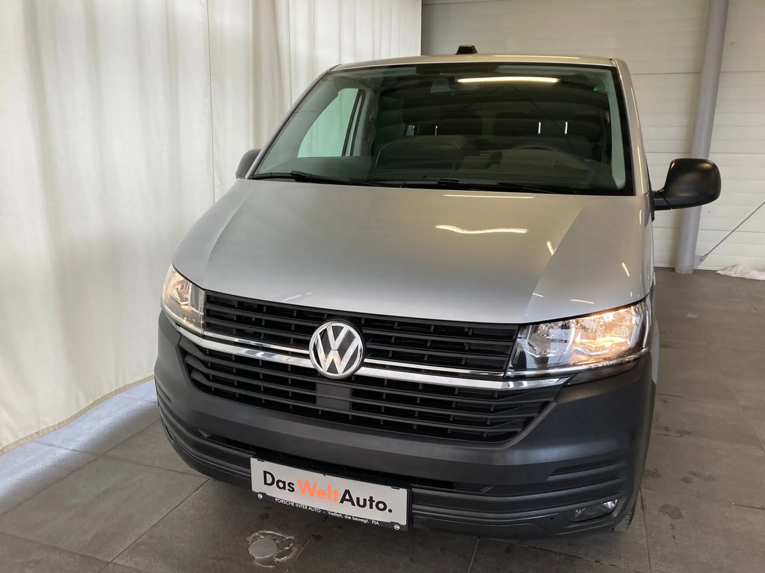 Volkswagen - T6.1 Transporter