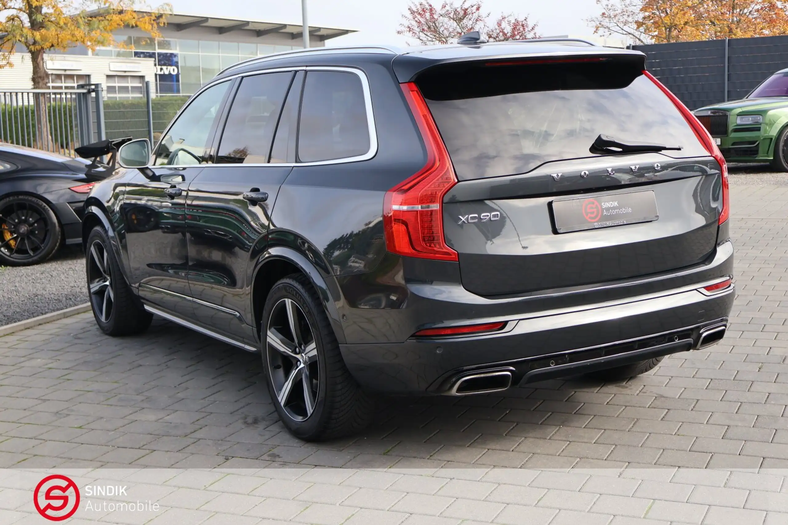 Volvo - XC90