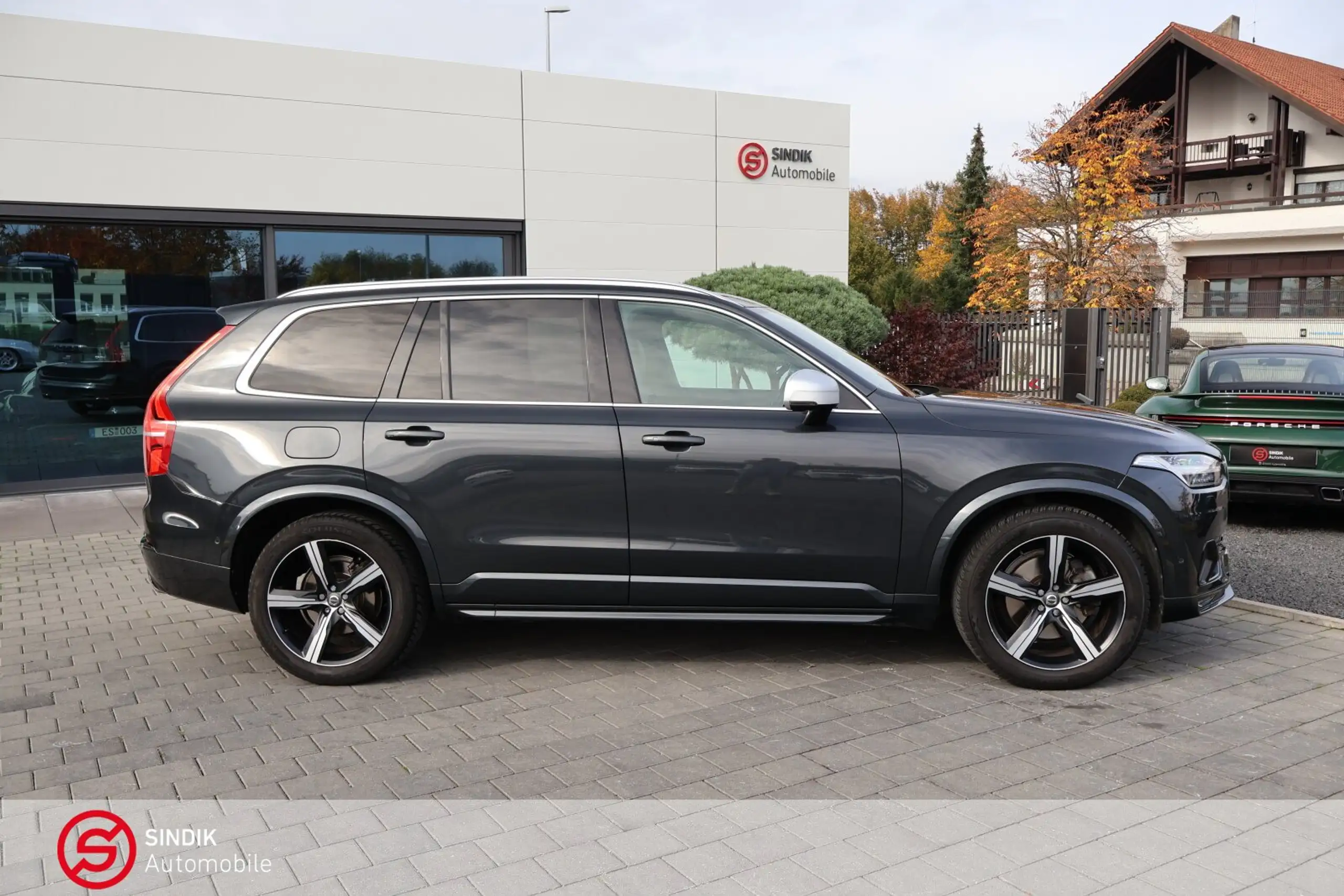 Volvo - XC90