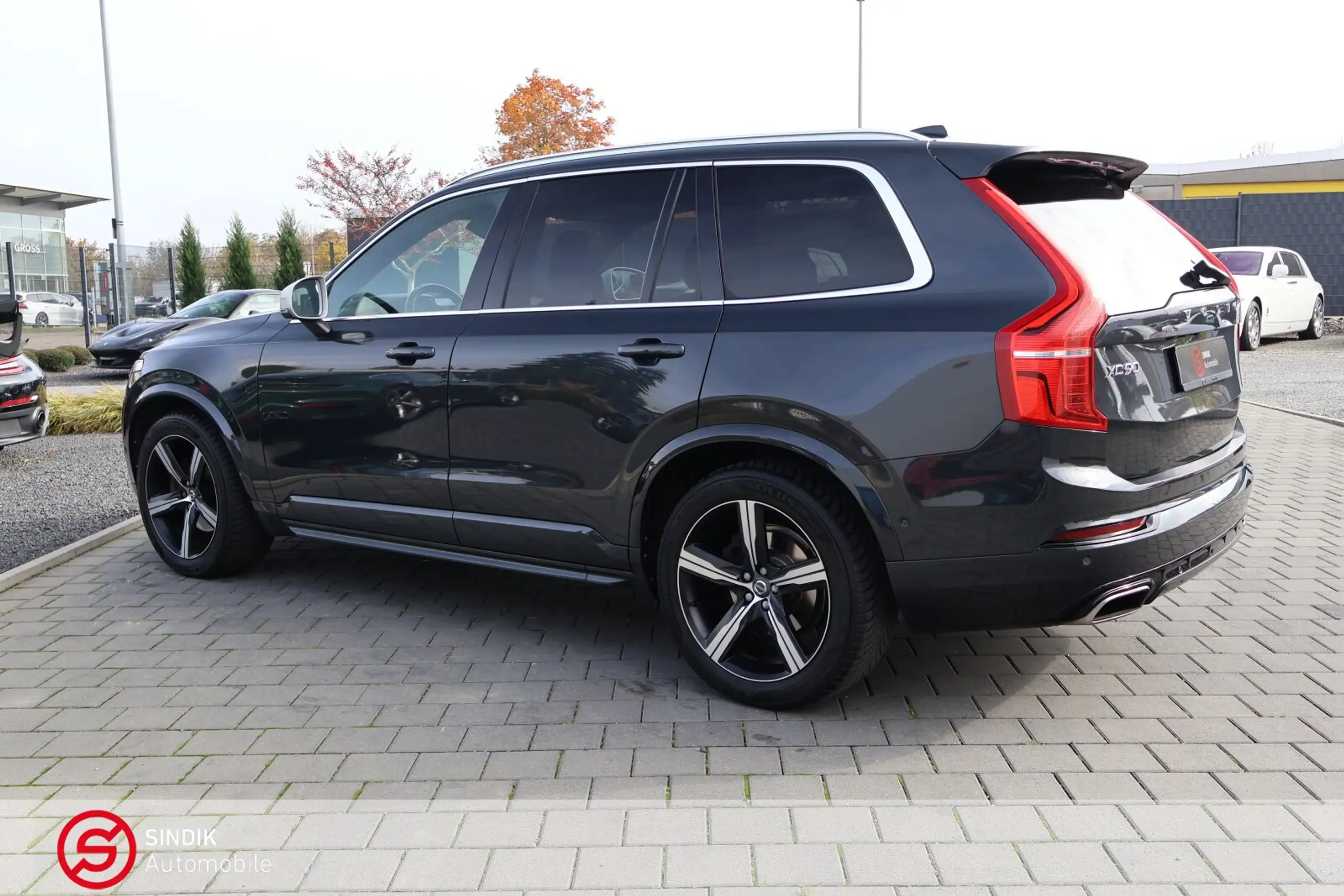 Volvo - XC90