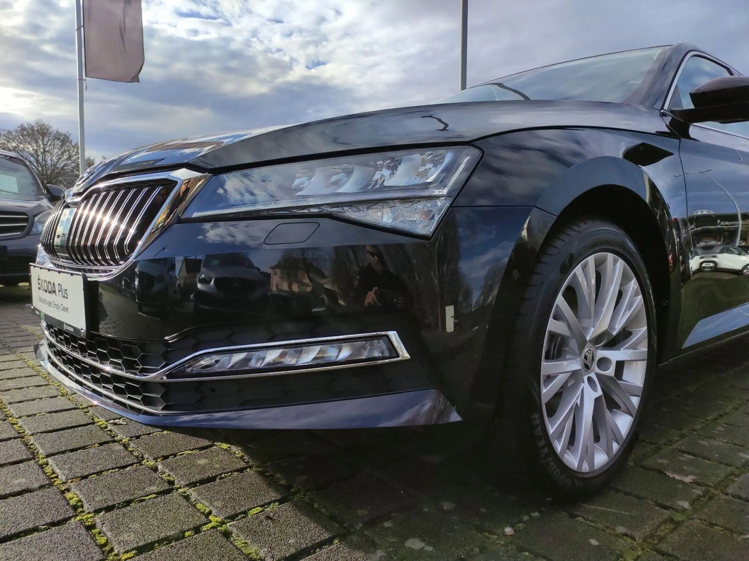 Skoda - Superb