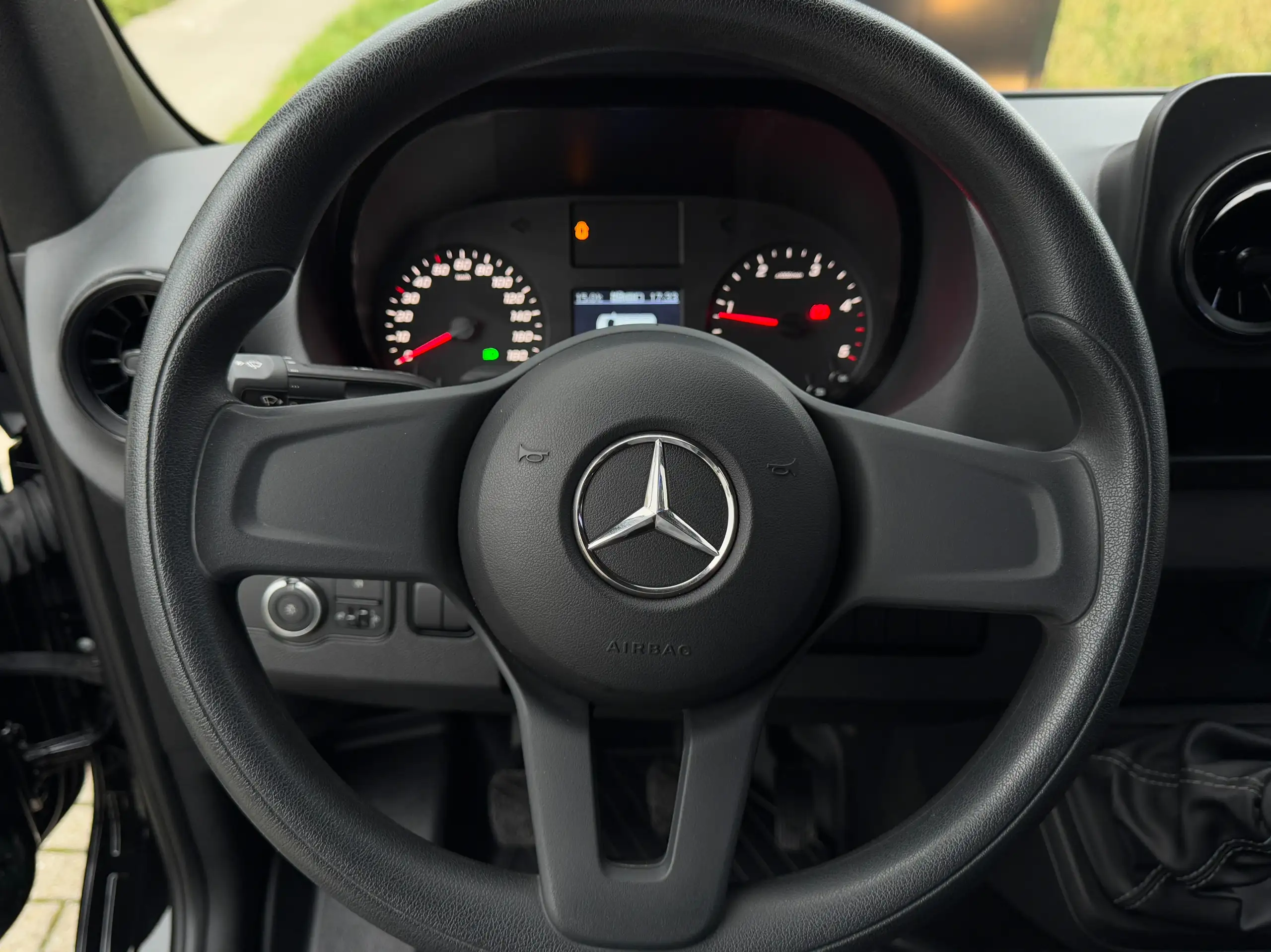 Mercedes-Benz - Sprinter