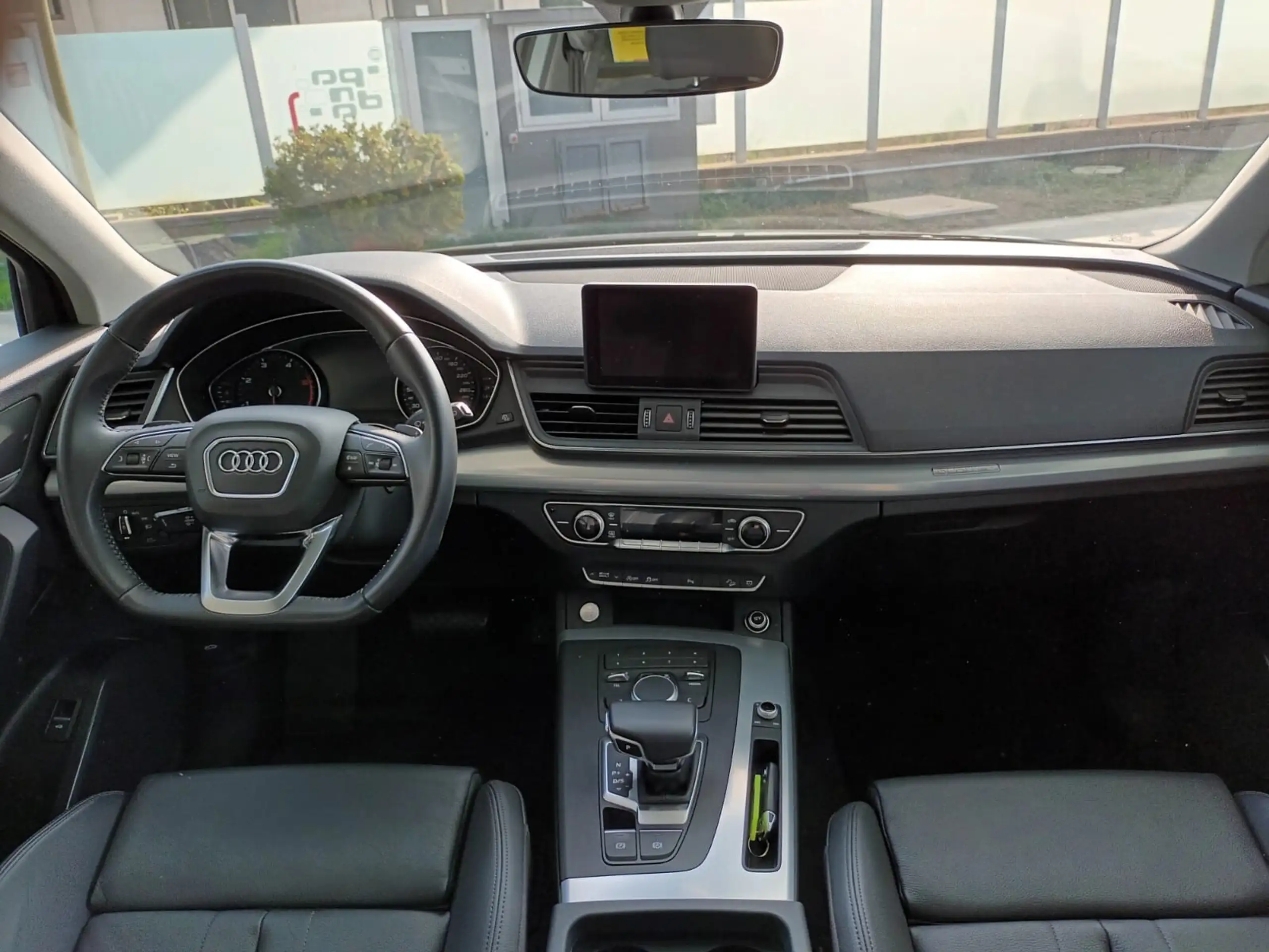 Audi - Q5