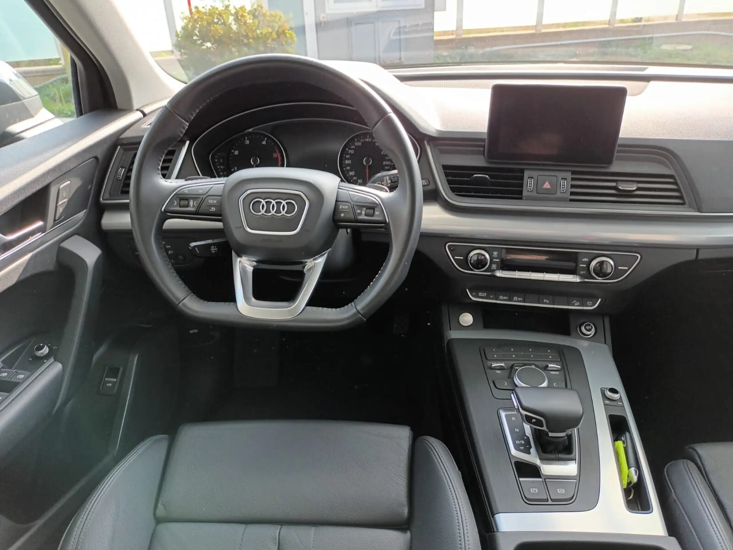 Audi - Q5