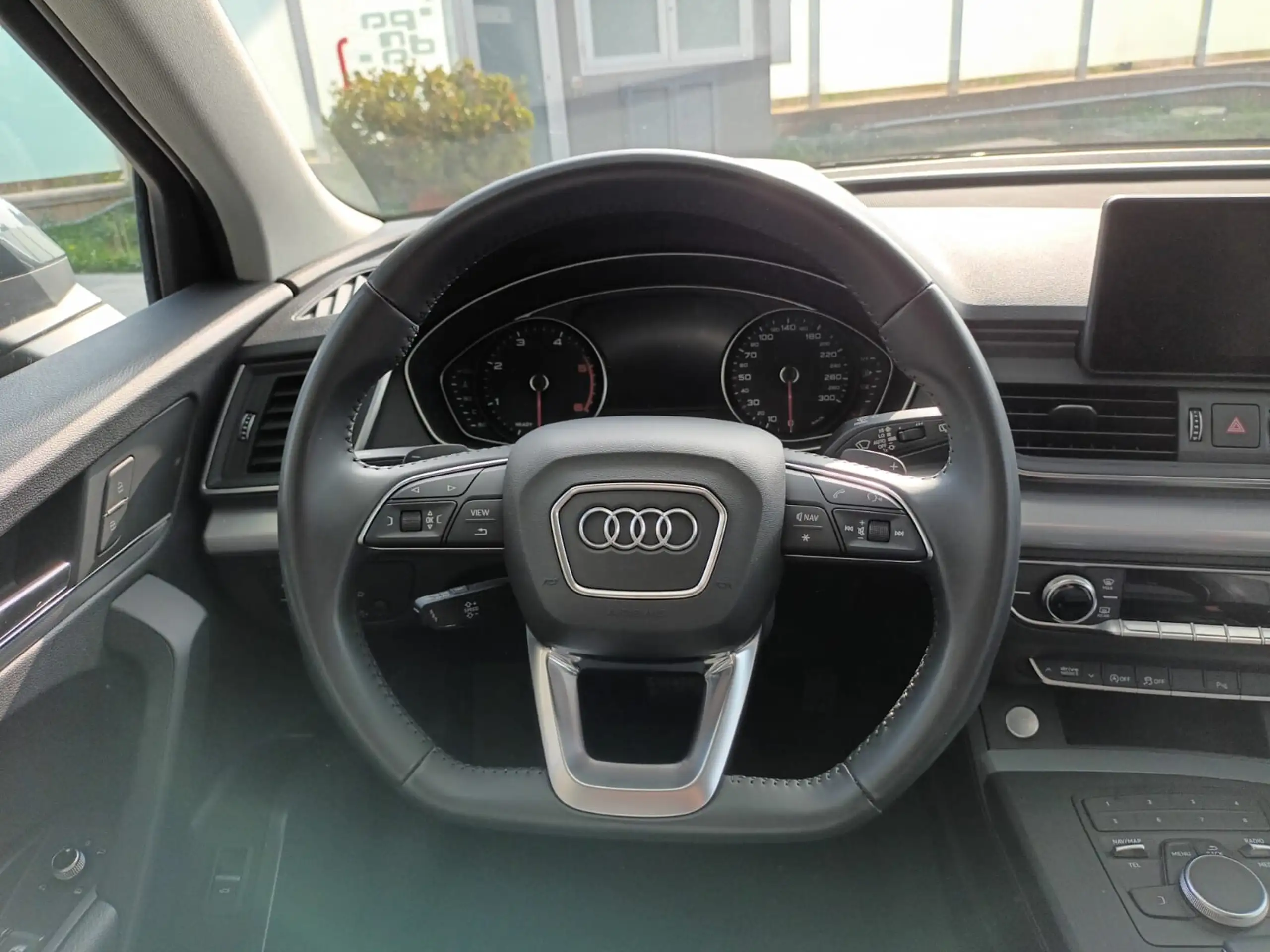 Audi - Q5