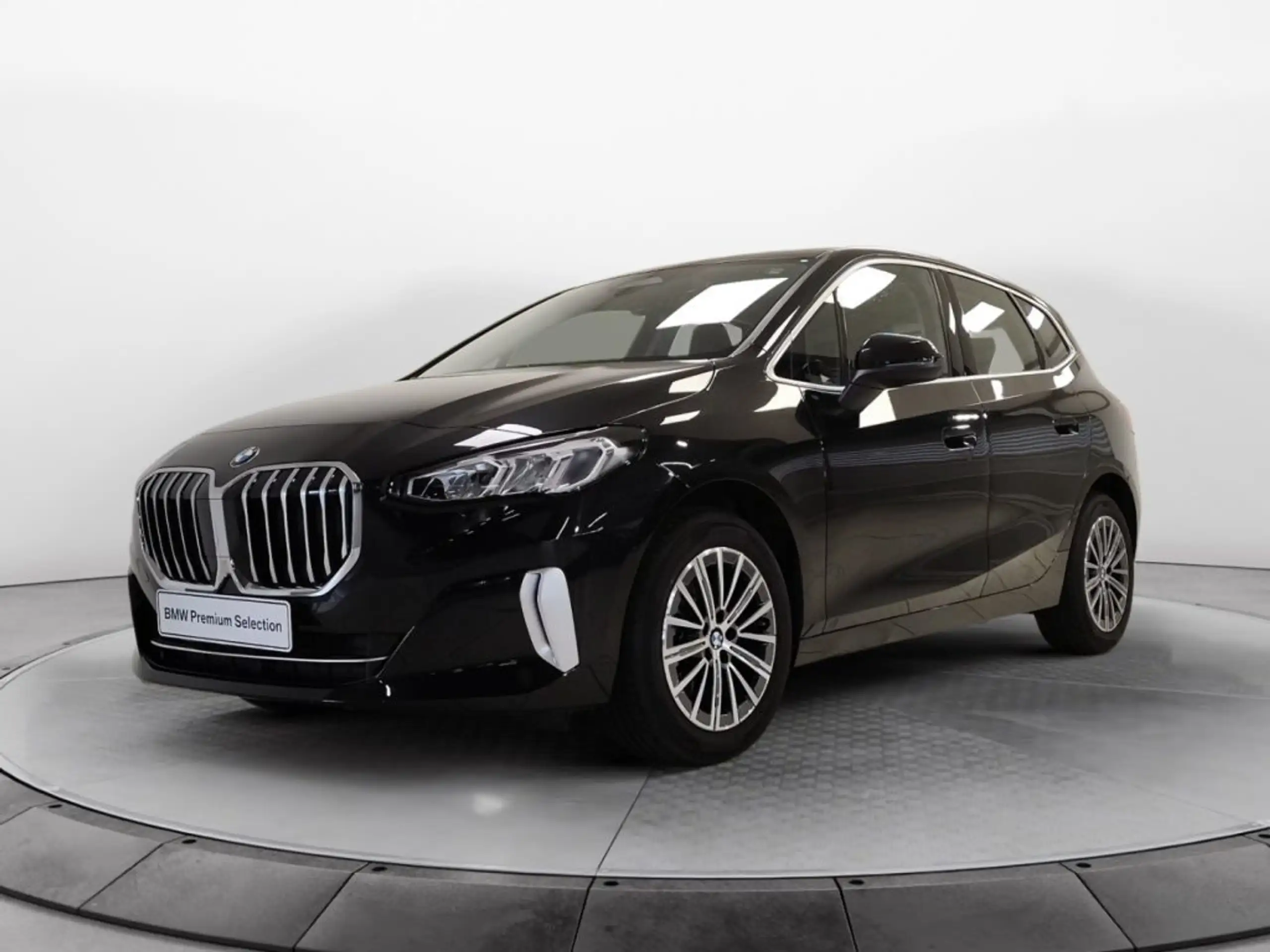 BMW 218 2024