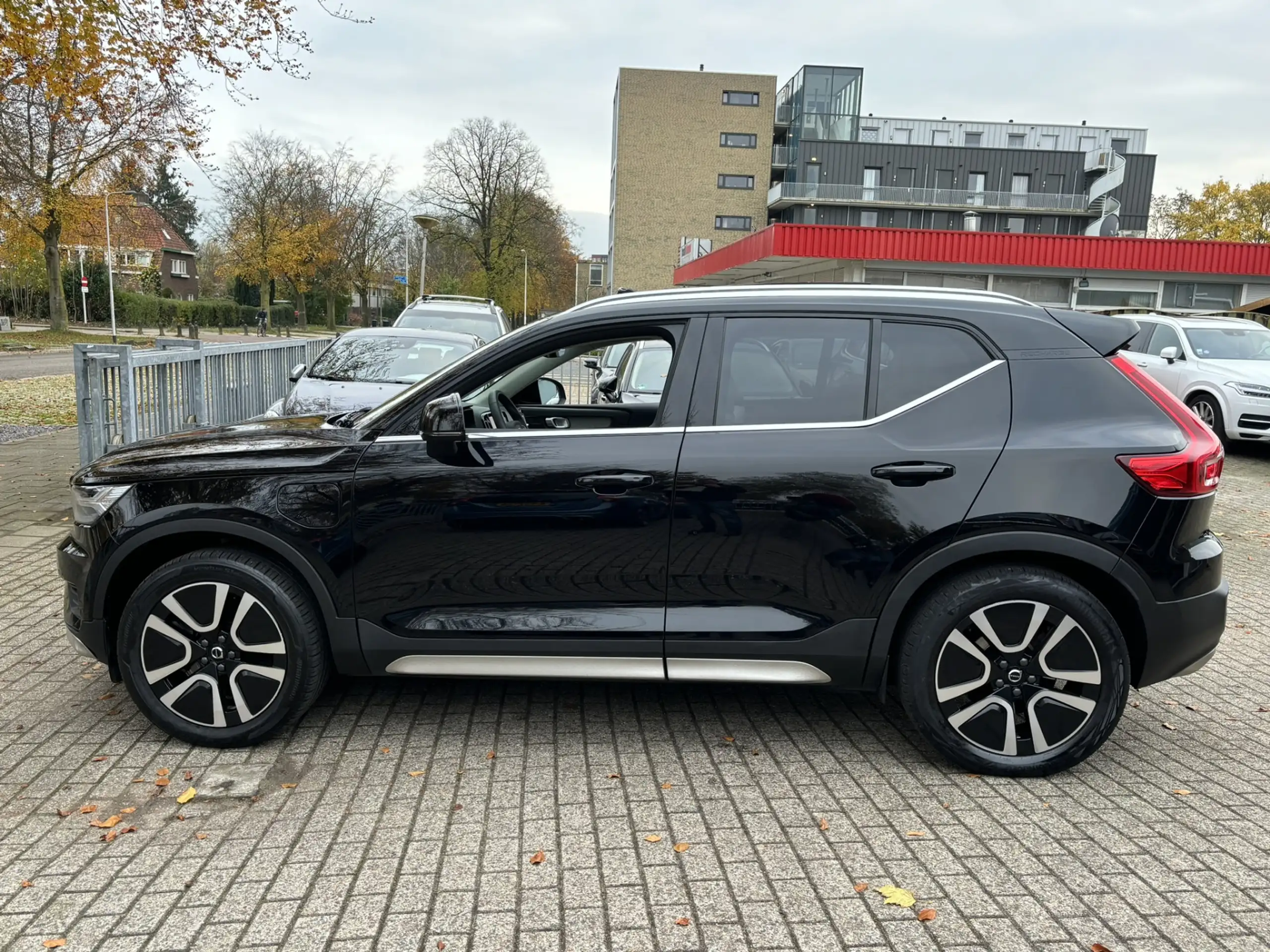 Volvo - XC40