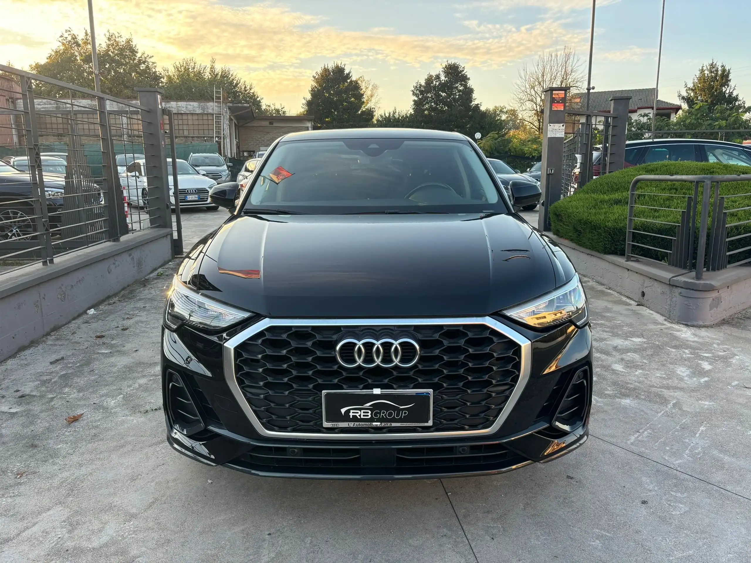 Audi - Q3