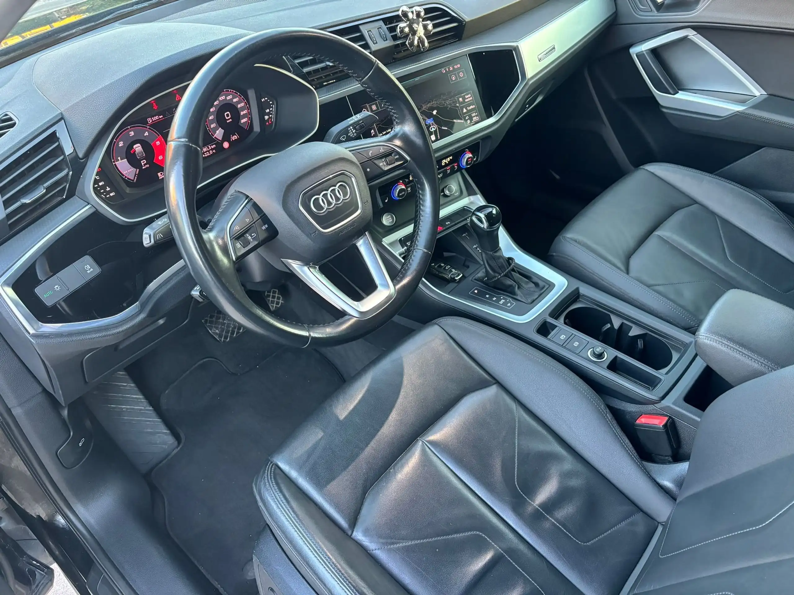 Audi - Q3