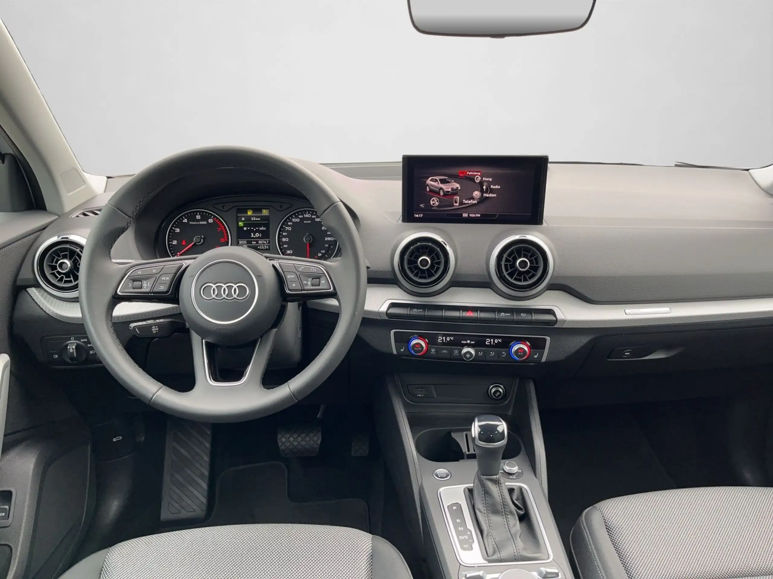 Audi - Q2