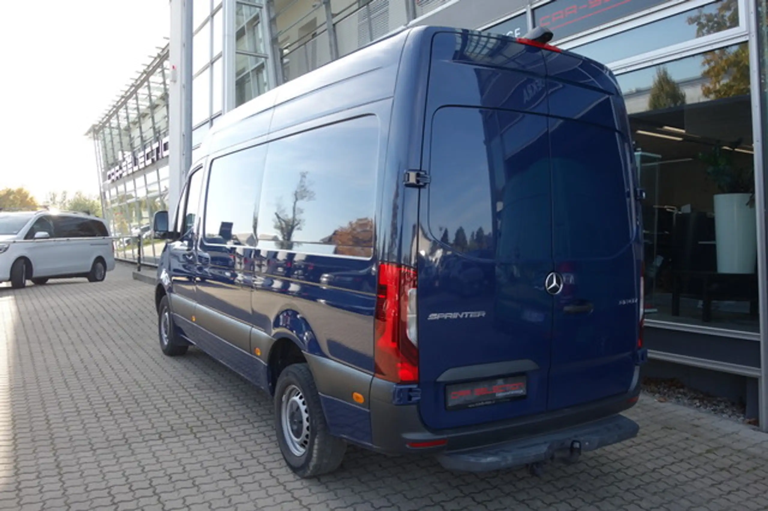 Mercedes-Benz - Sprinter