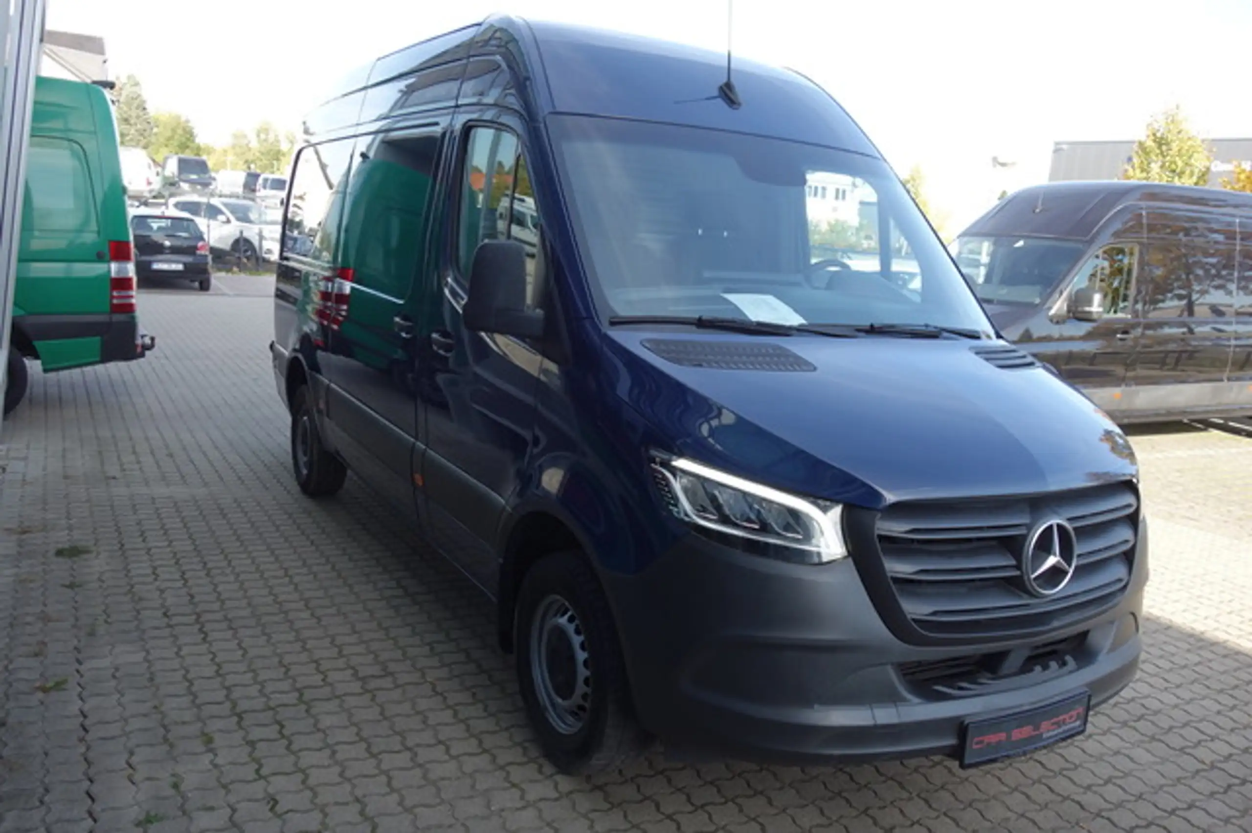 Mercedes-Benz - Sprinter