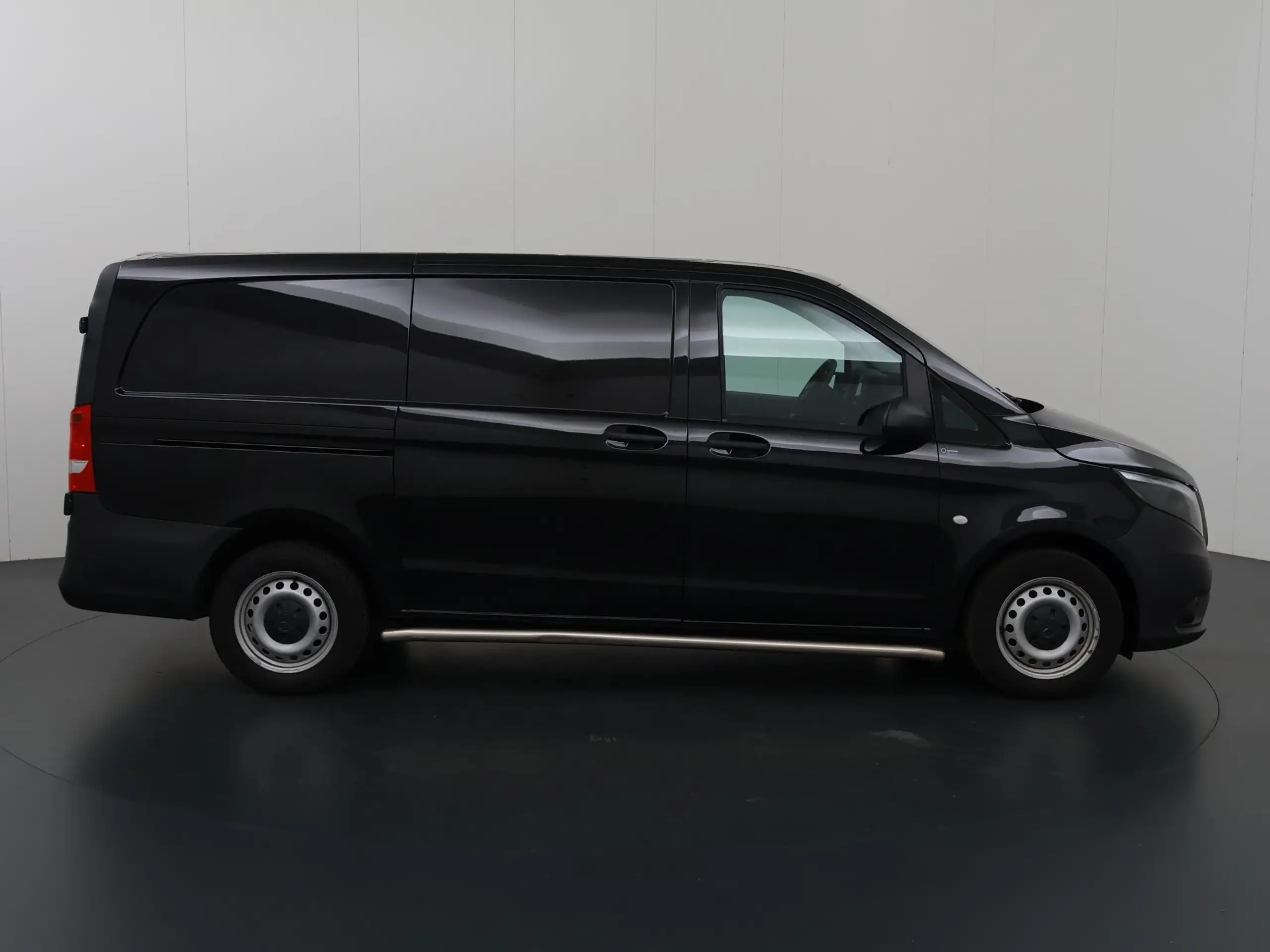 Mercedes-Benz - Vito