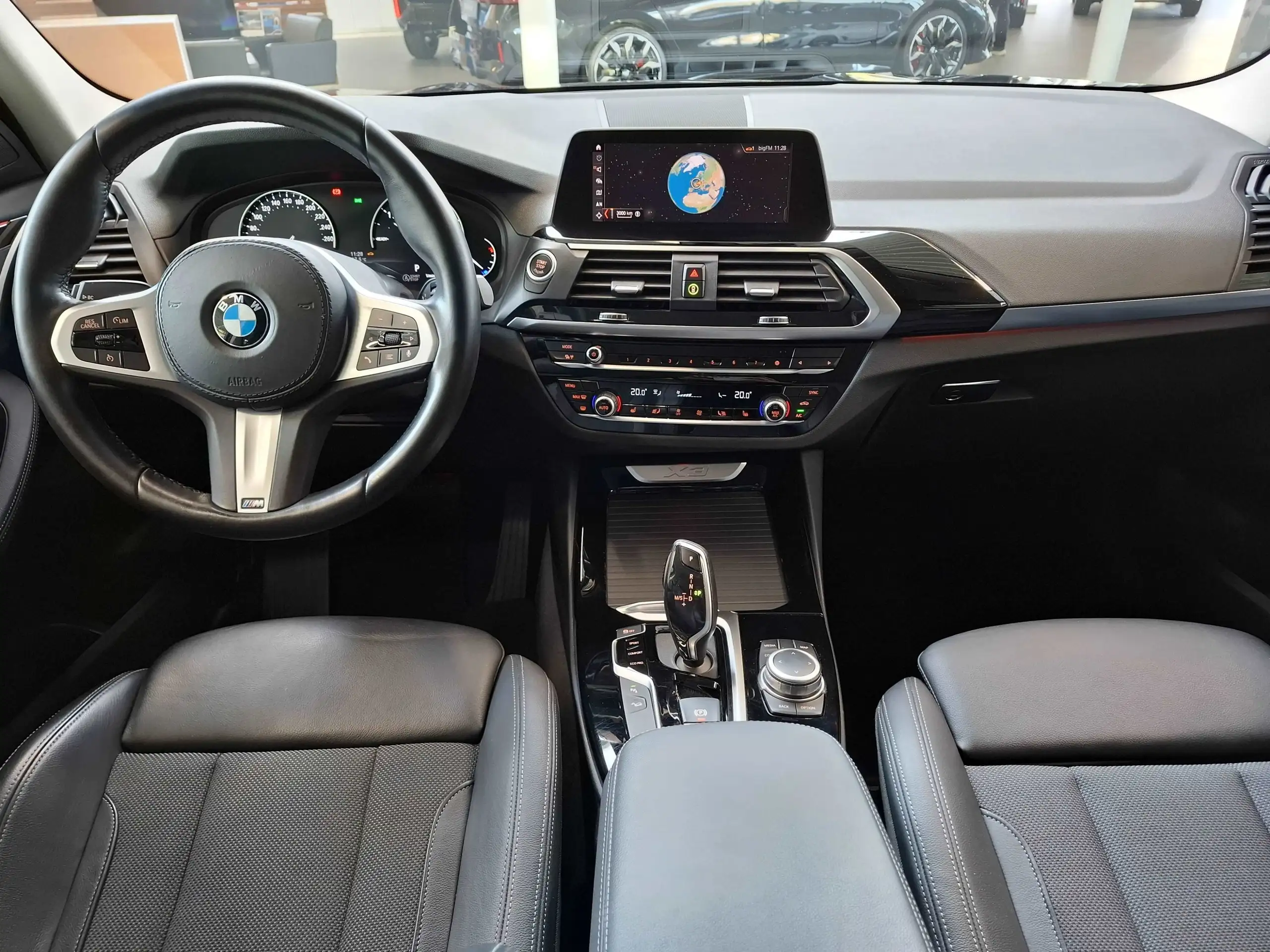 BMW - X3