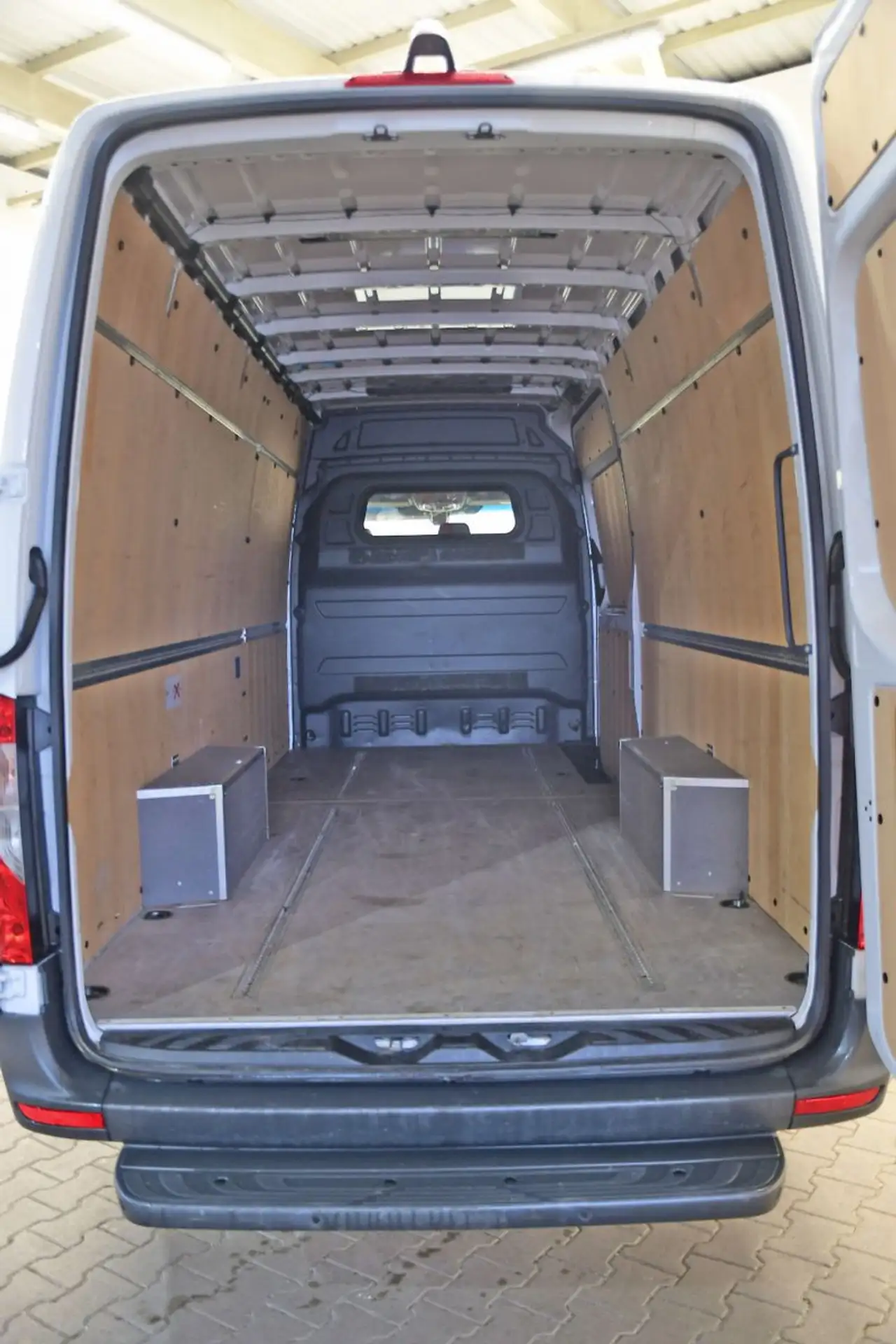 Mercedes-Benz - Sprinter