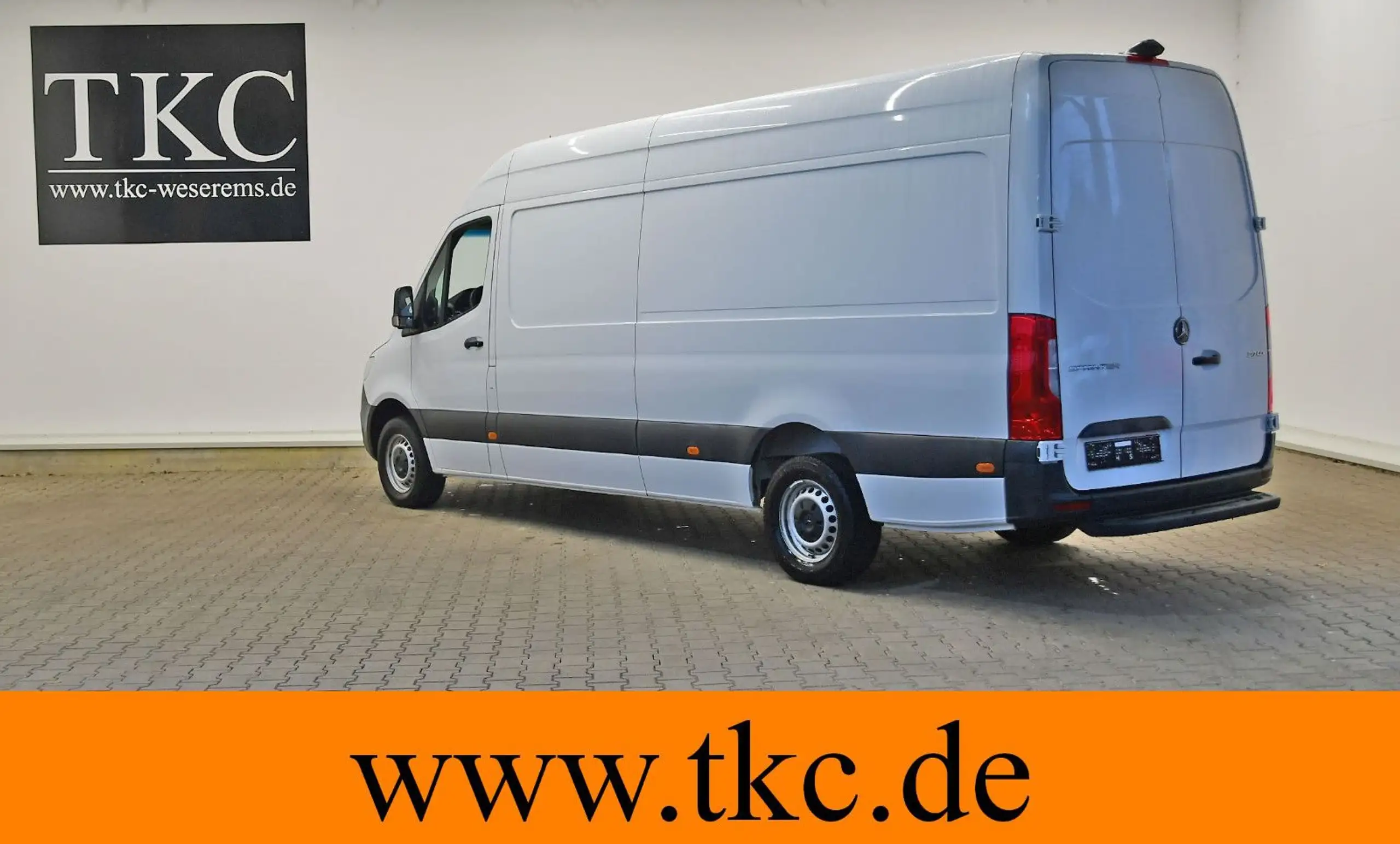 Mercedes-Benz - Sprinter