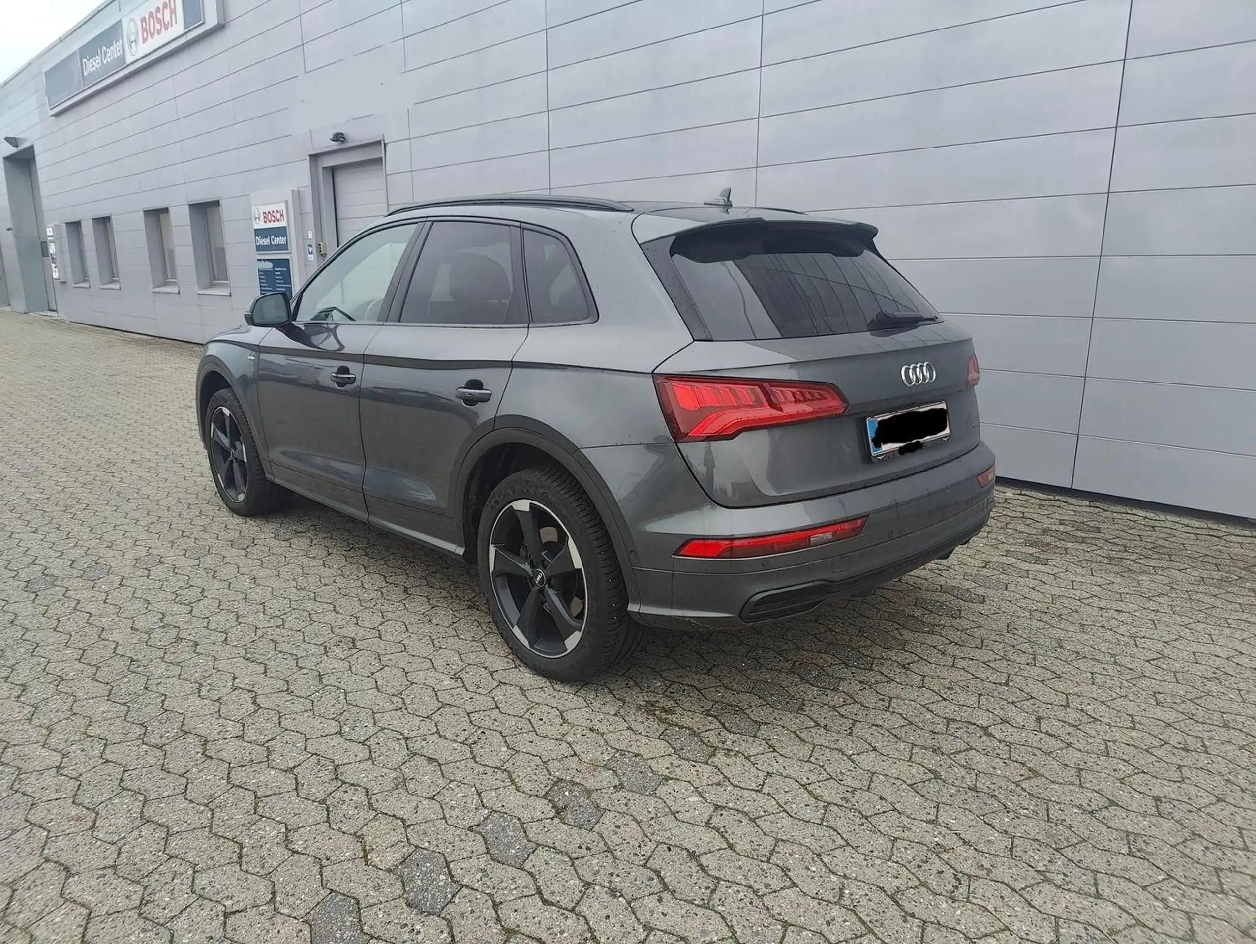 Audi - Q5