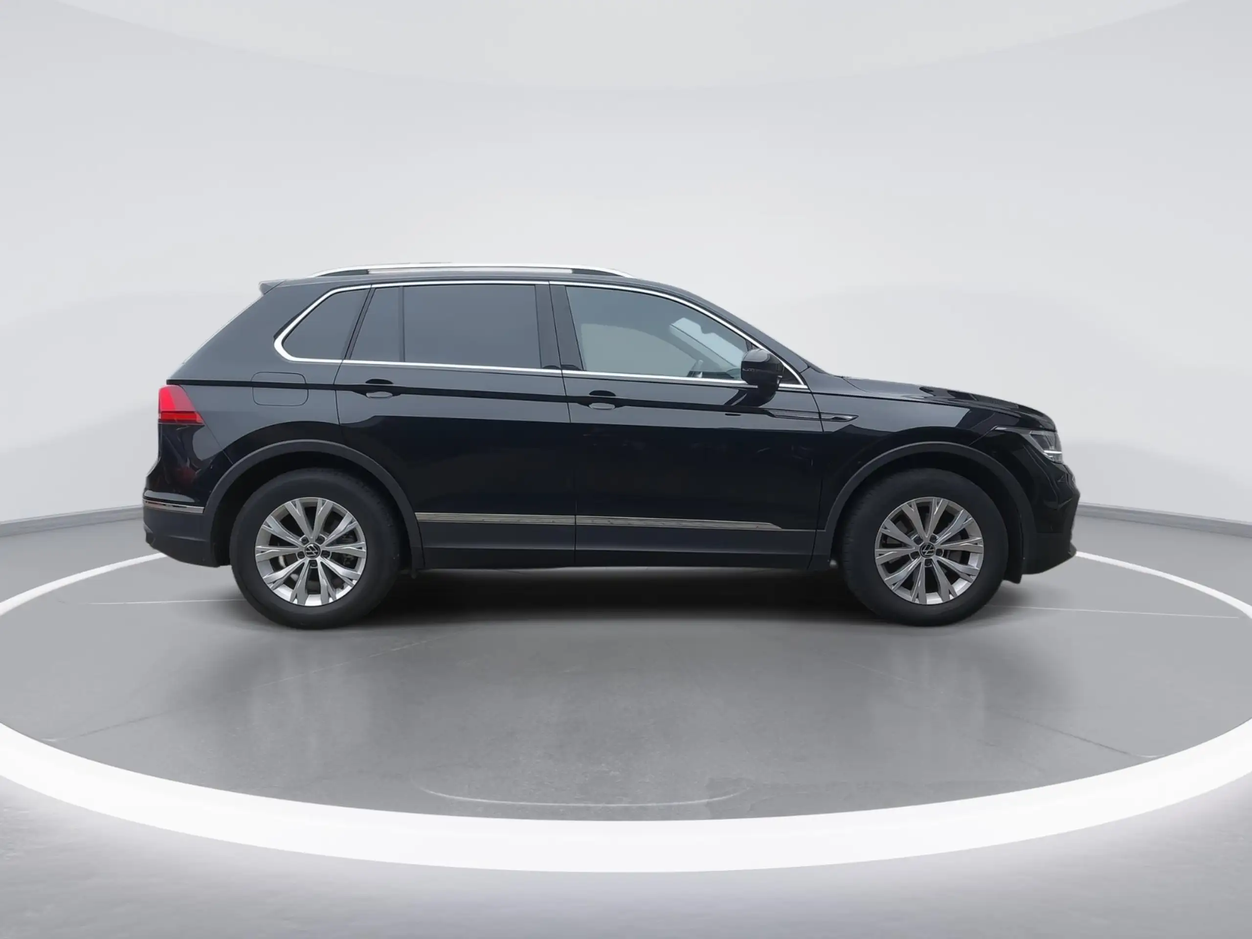 Volkswagen - Tiguan