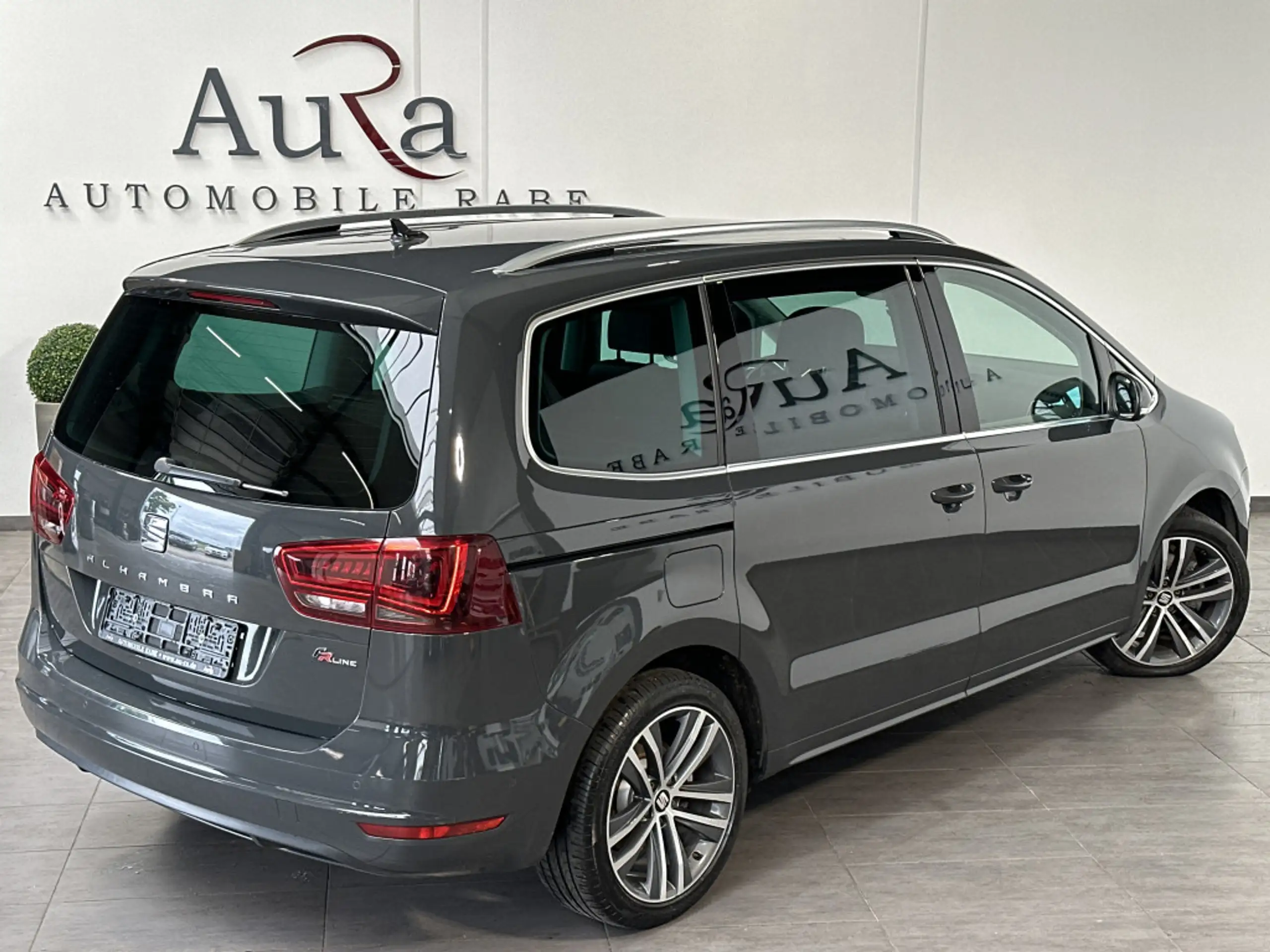 SEAT - Alhambra