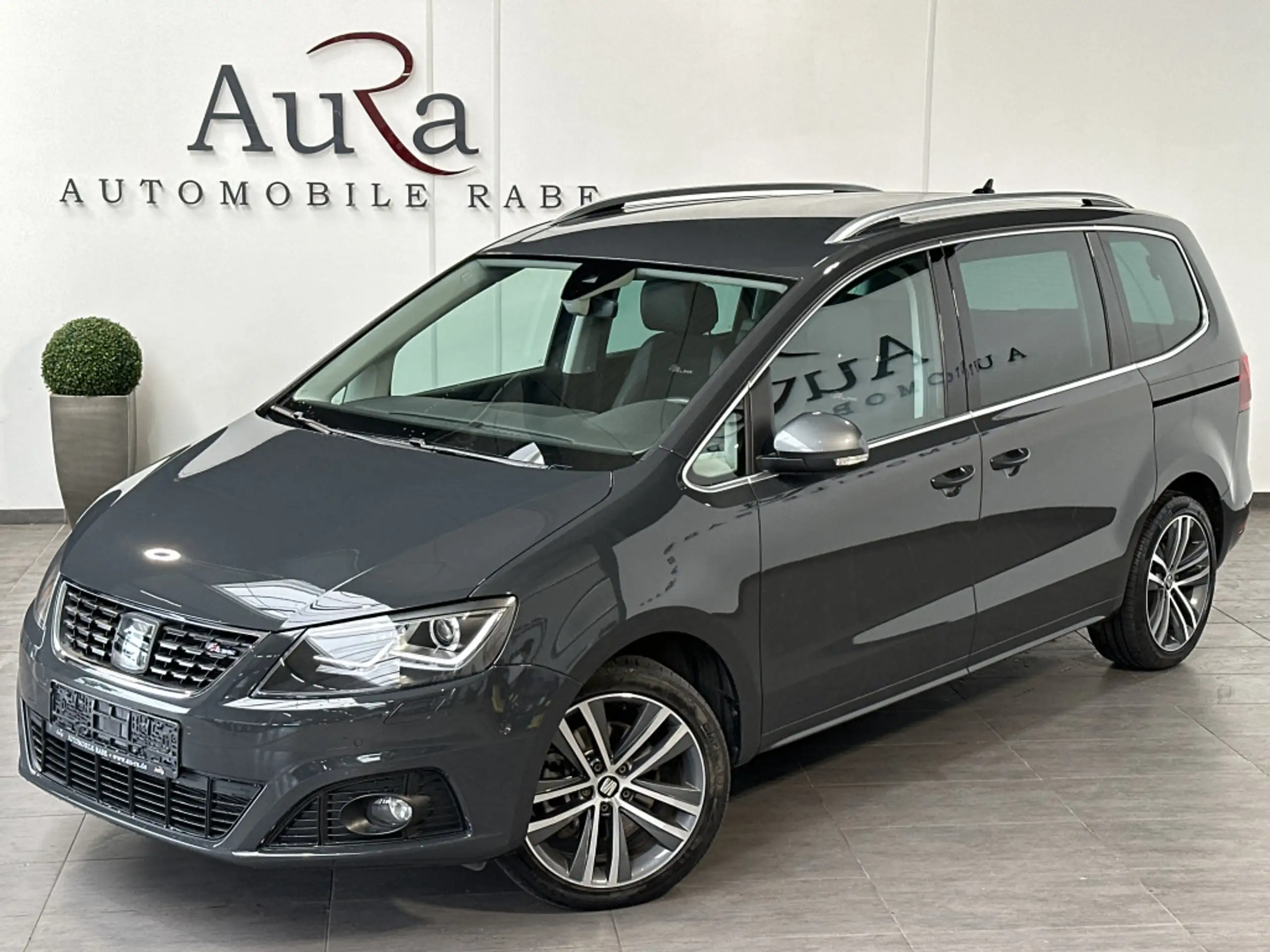 SEAT - Alhambra