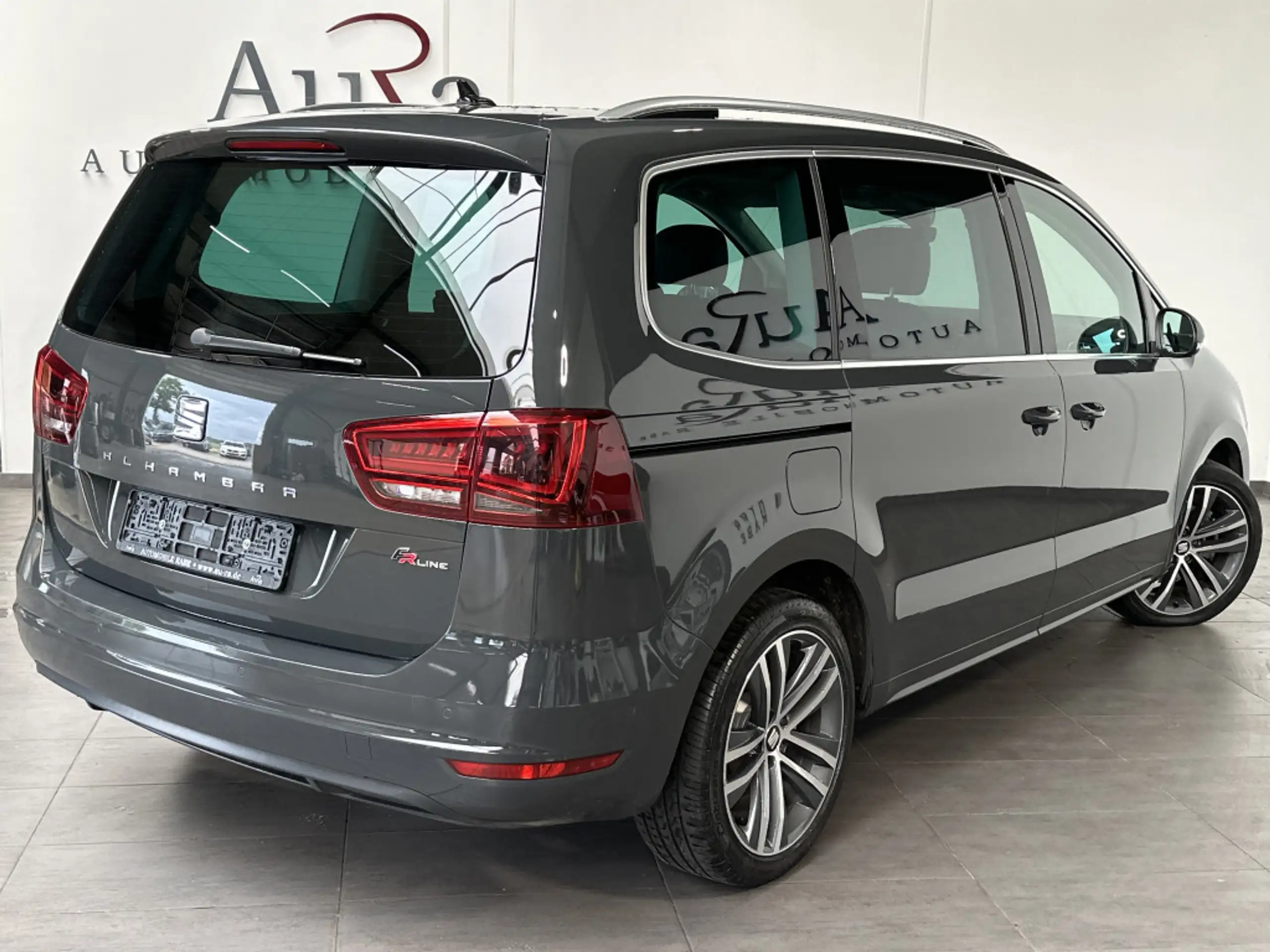 SEAT - Alhambra