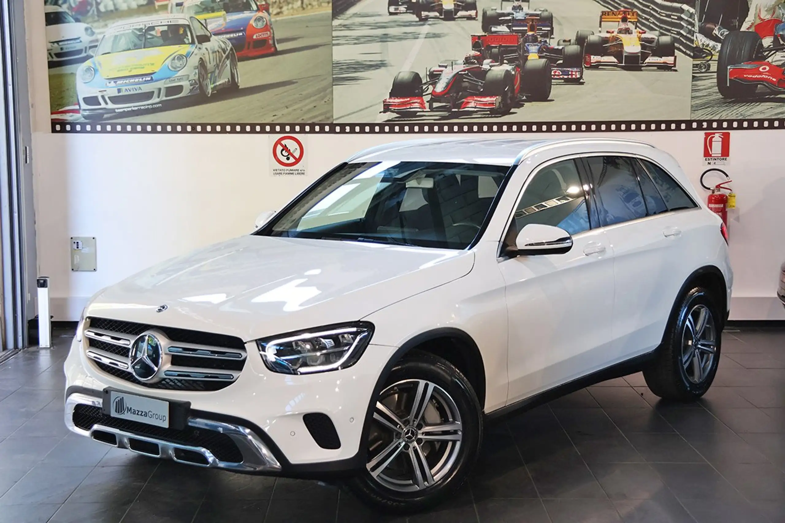 Mercedes-Benz - GLC 200