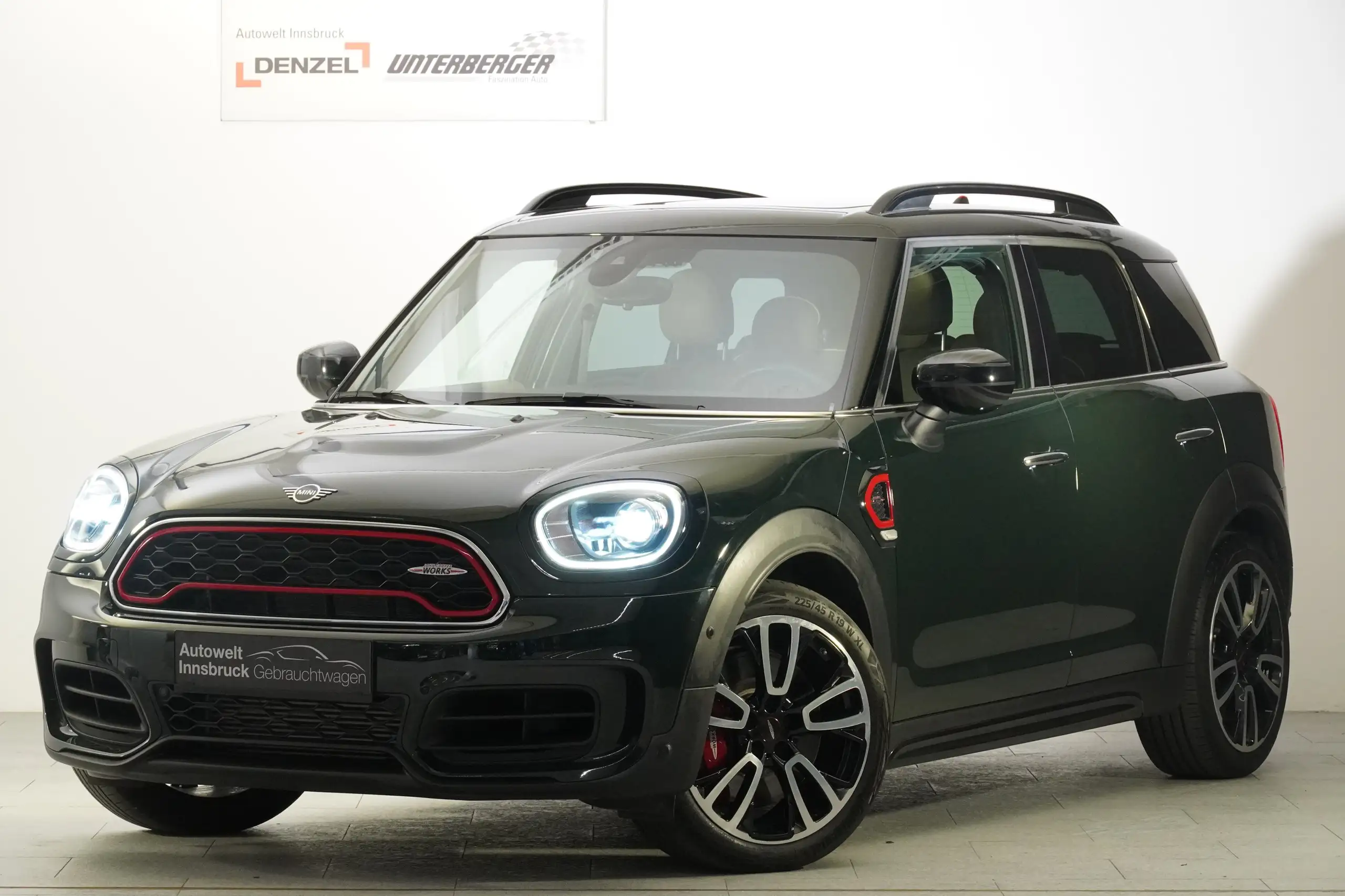 MINI - John Cooper Works Countryman