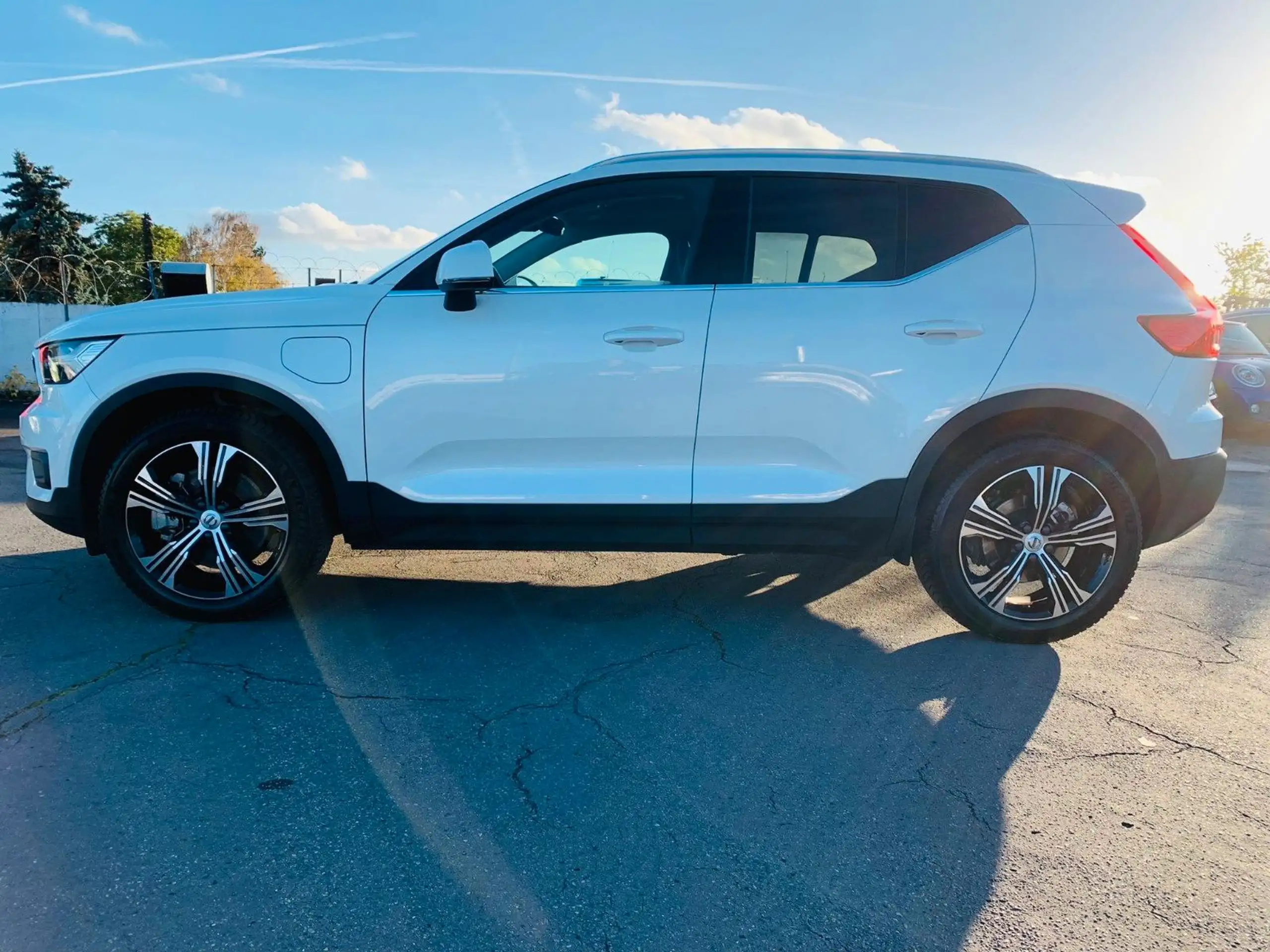 Volvo - XC40