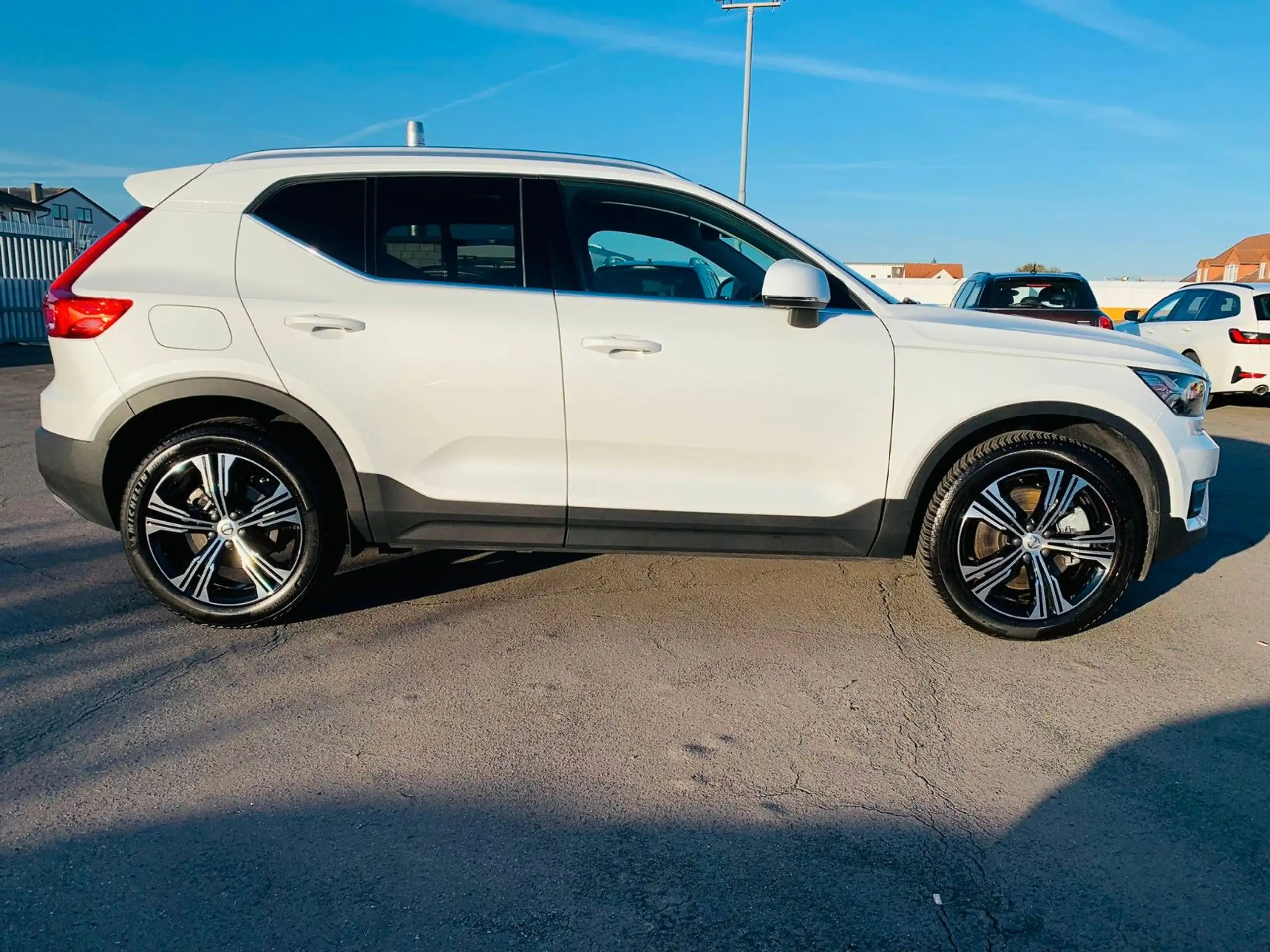 Volvo - XC40