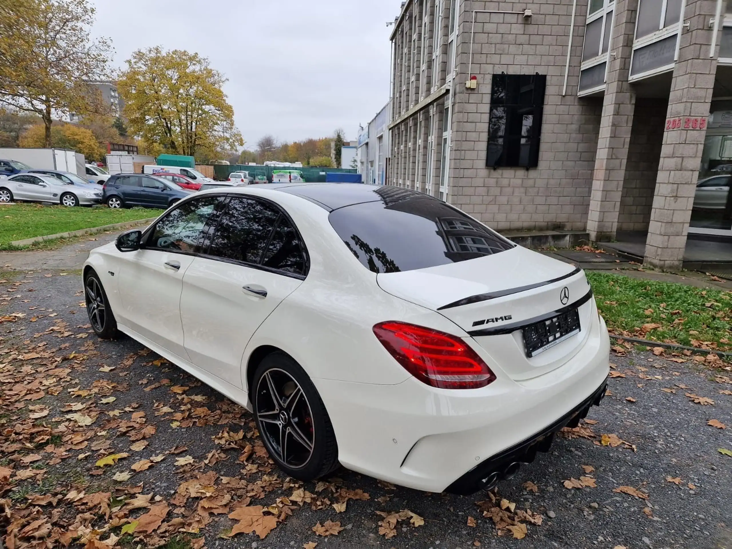 Mercedes-Benz - C 43 AMG