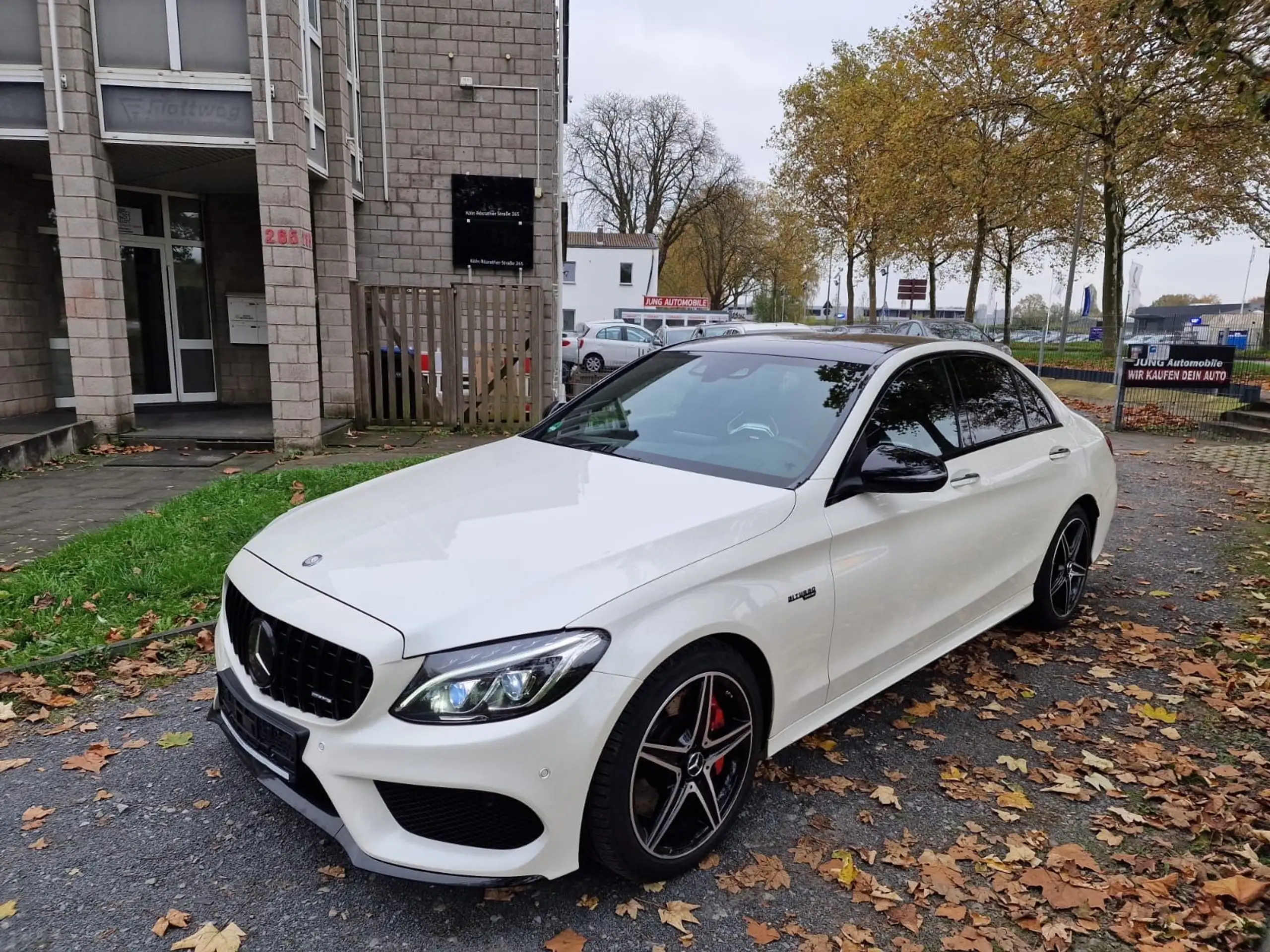 Mercedes-Benz - C 43 AMG