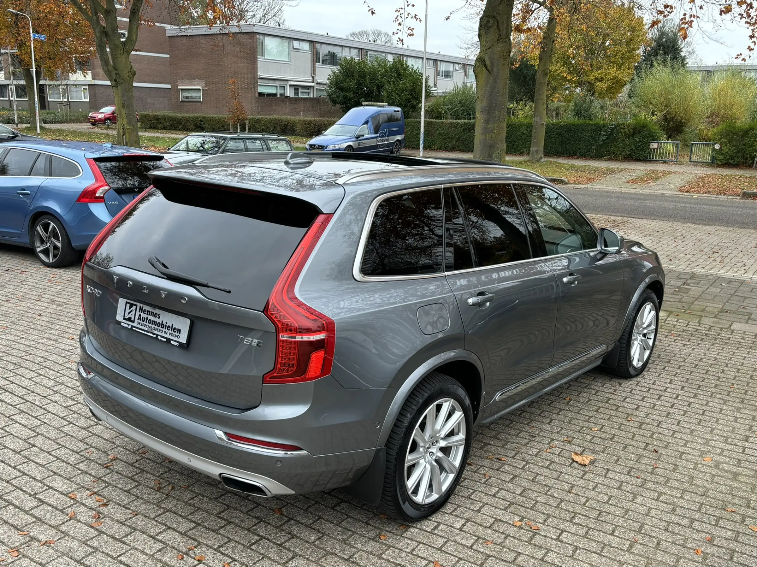 Volvo - XC90