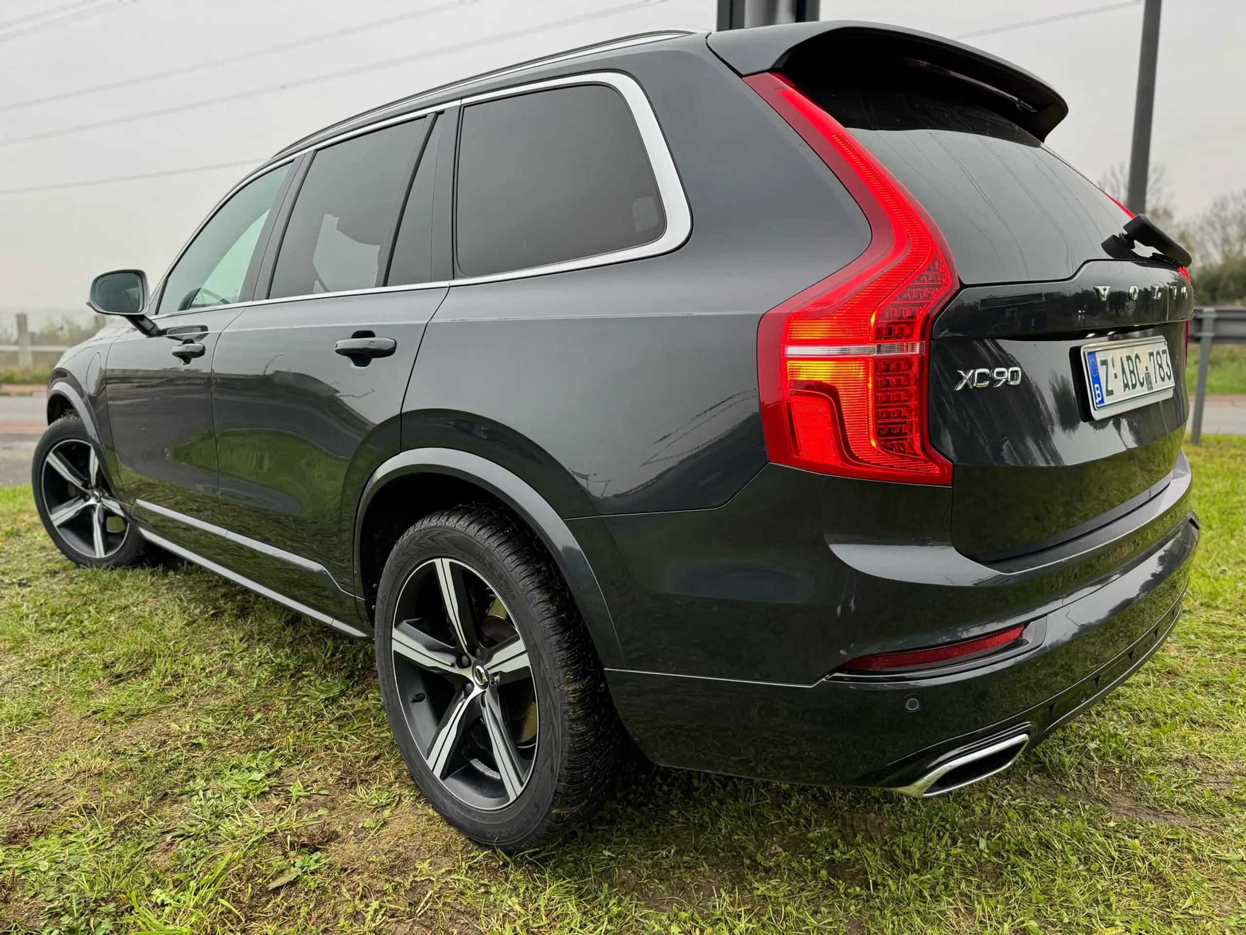 Volvo - XC90