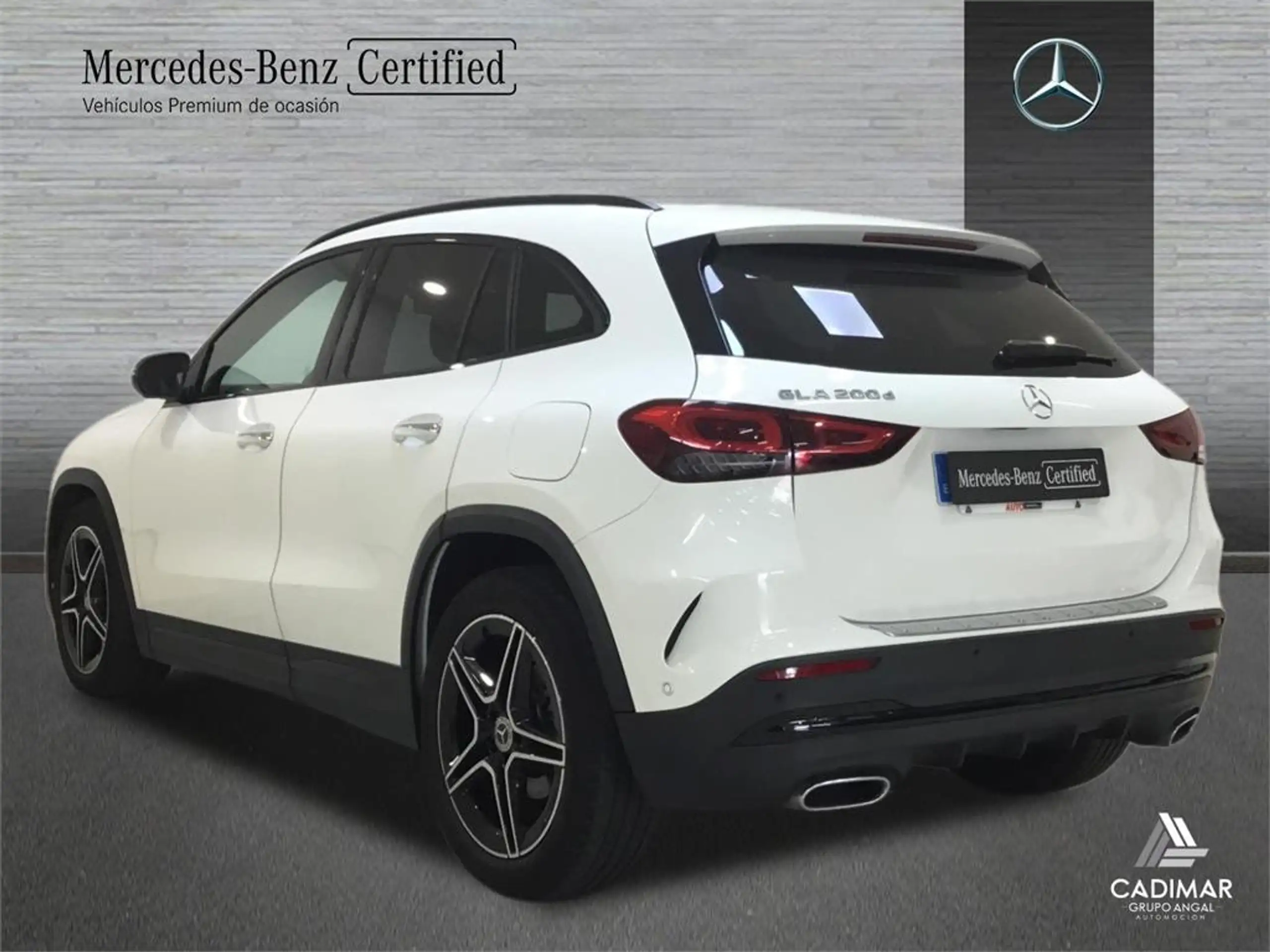 Mercedes-Benz - GLA 200