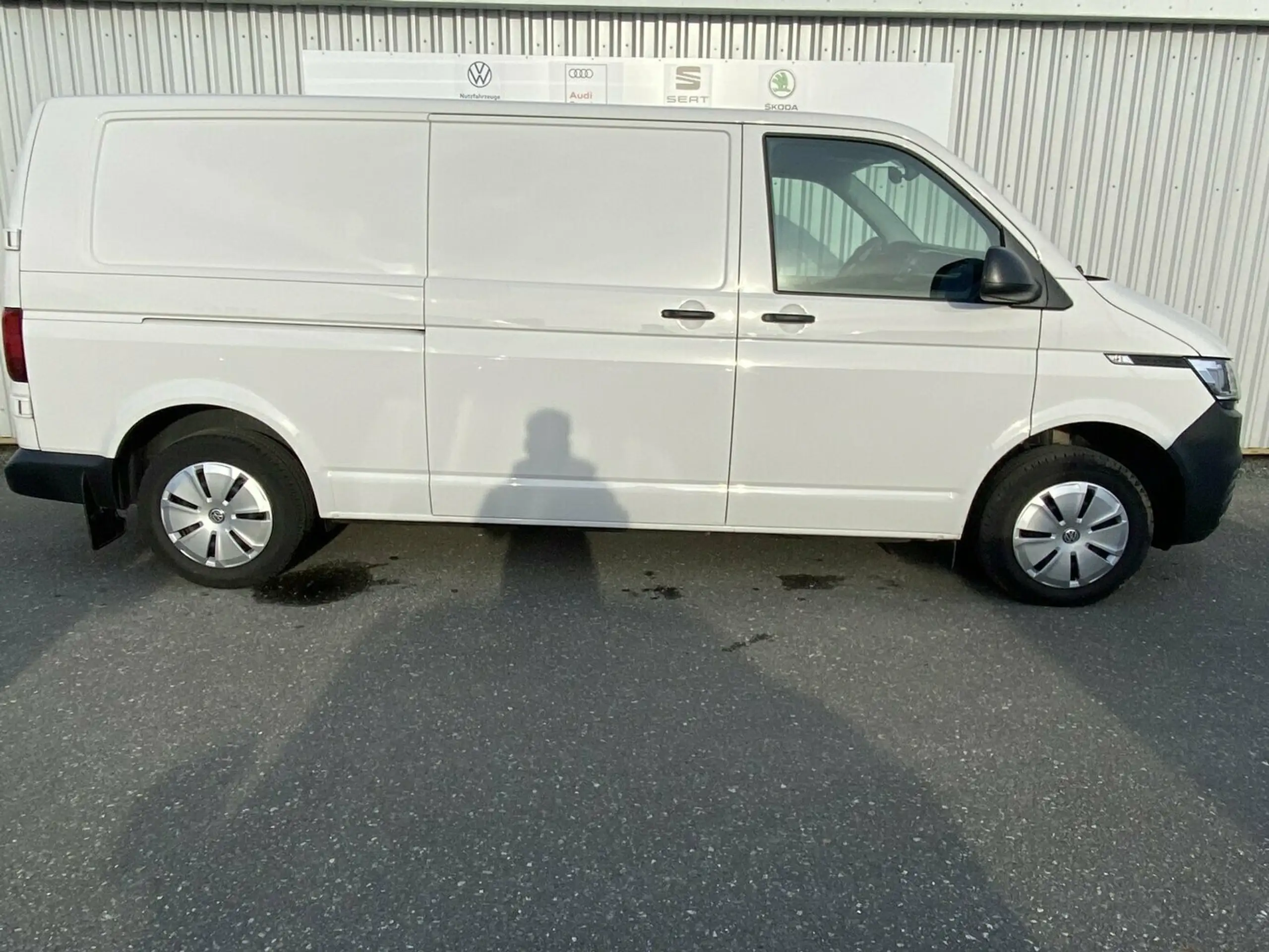 Volkswagen - T6 Transporter