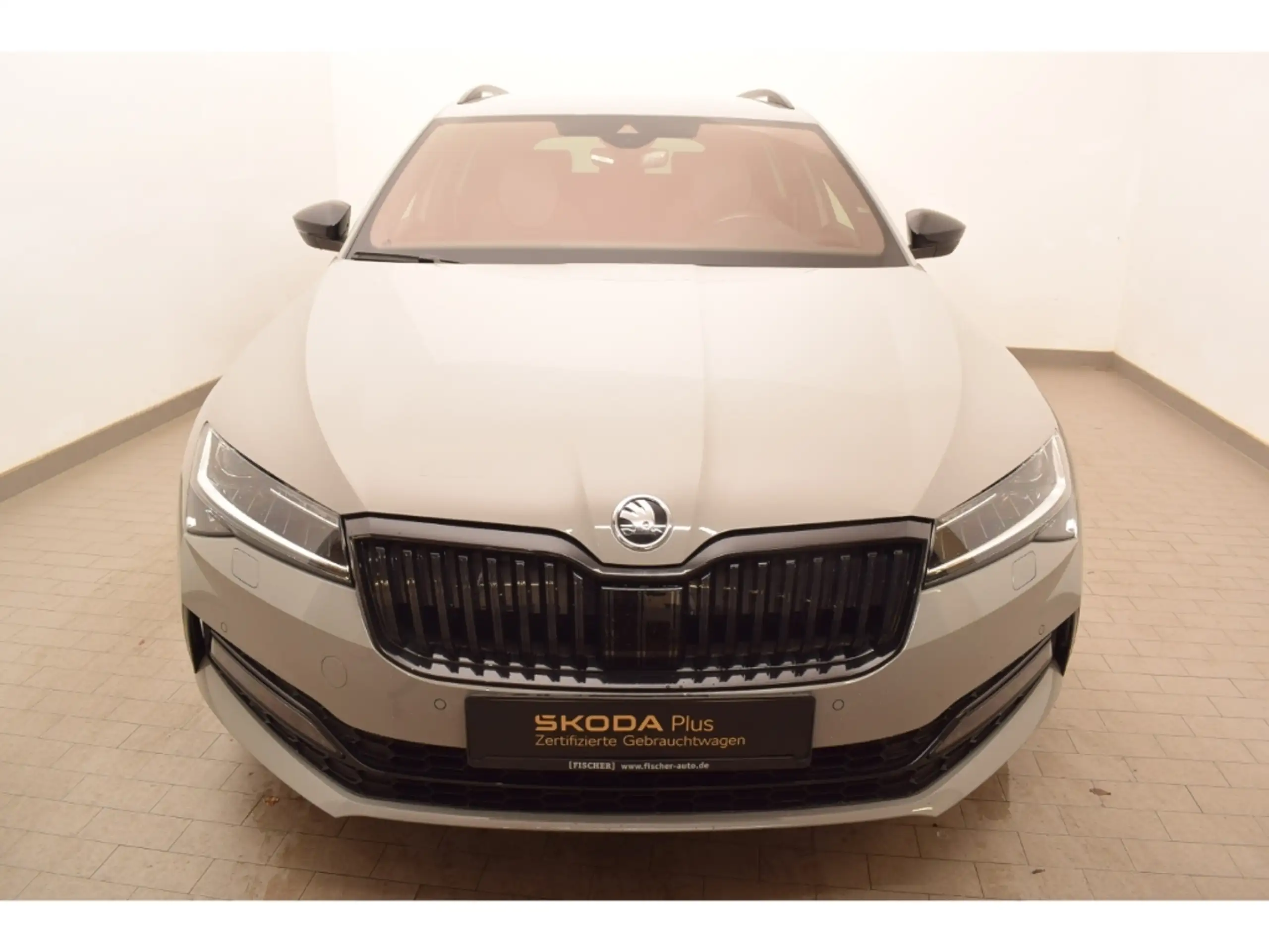 Skoda - Superb