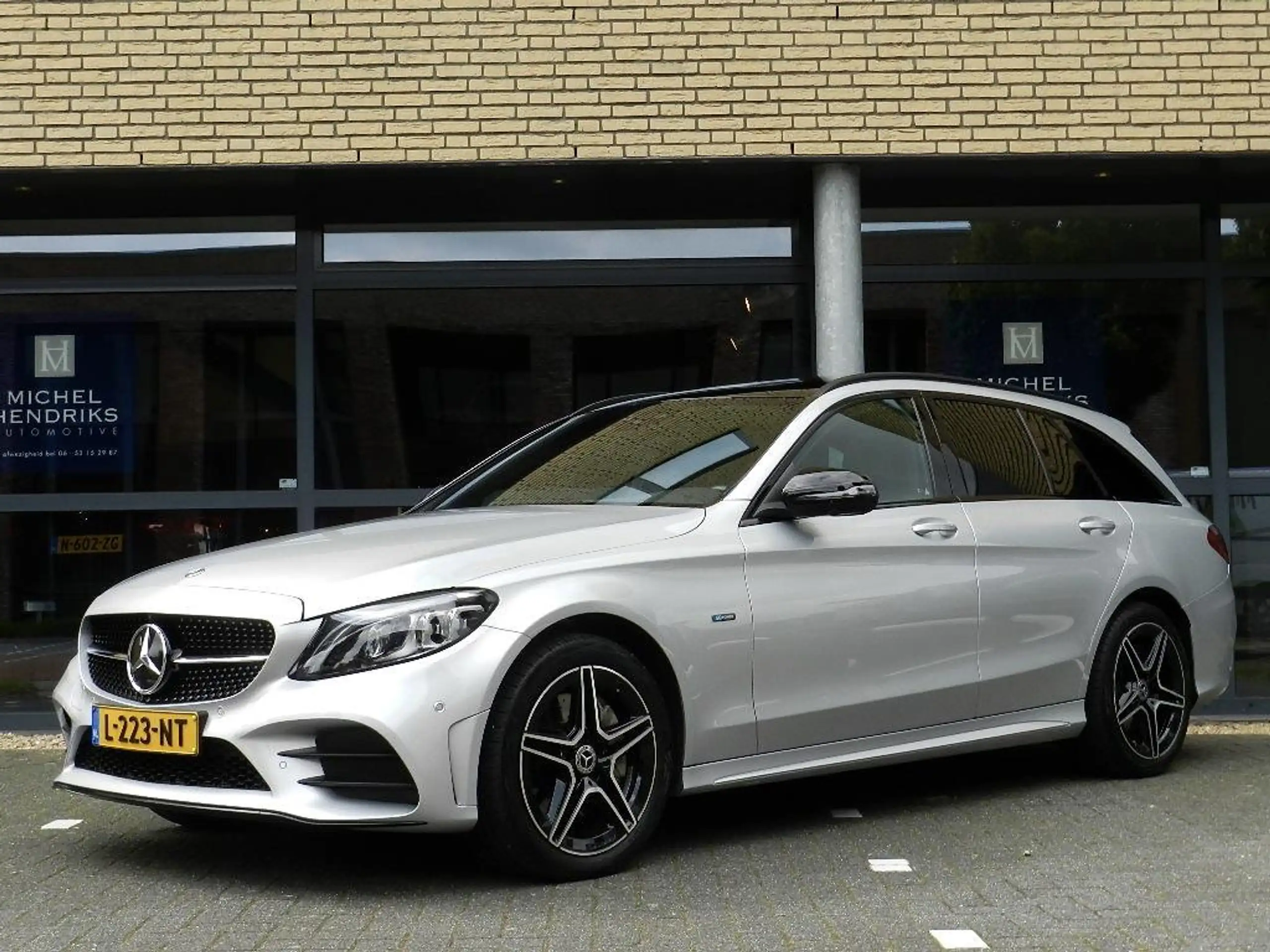 Mercedes-Benz - C 300