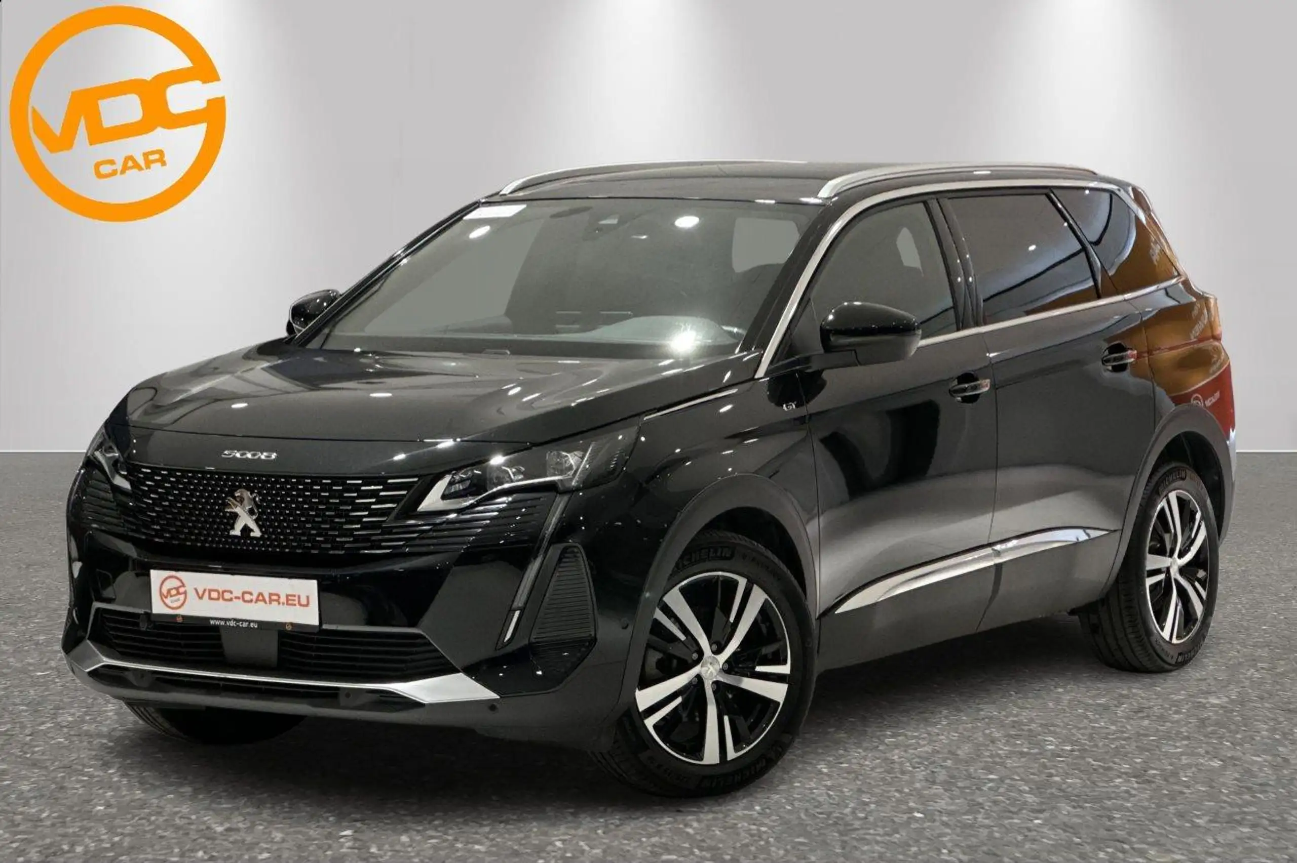 Peugeot - 5008