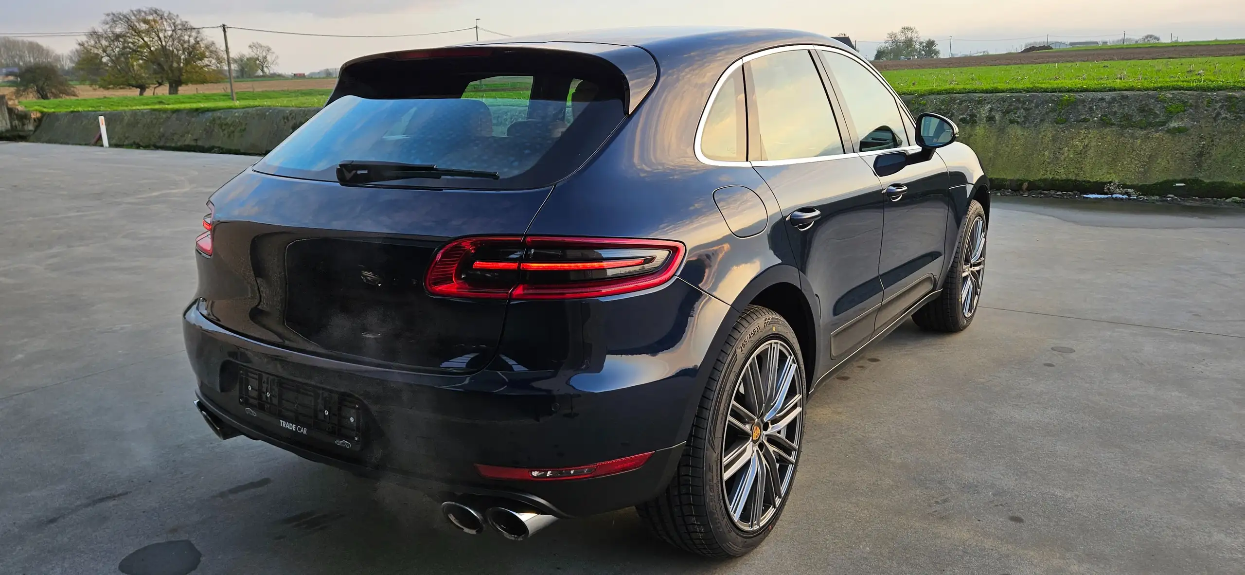 Porsche - Macan