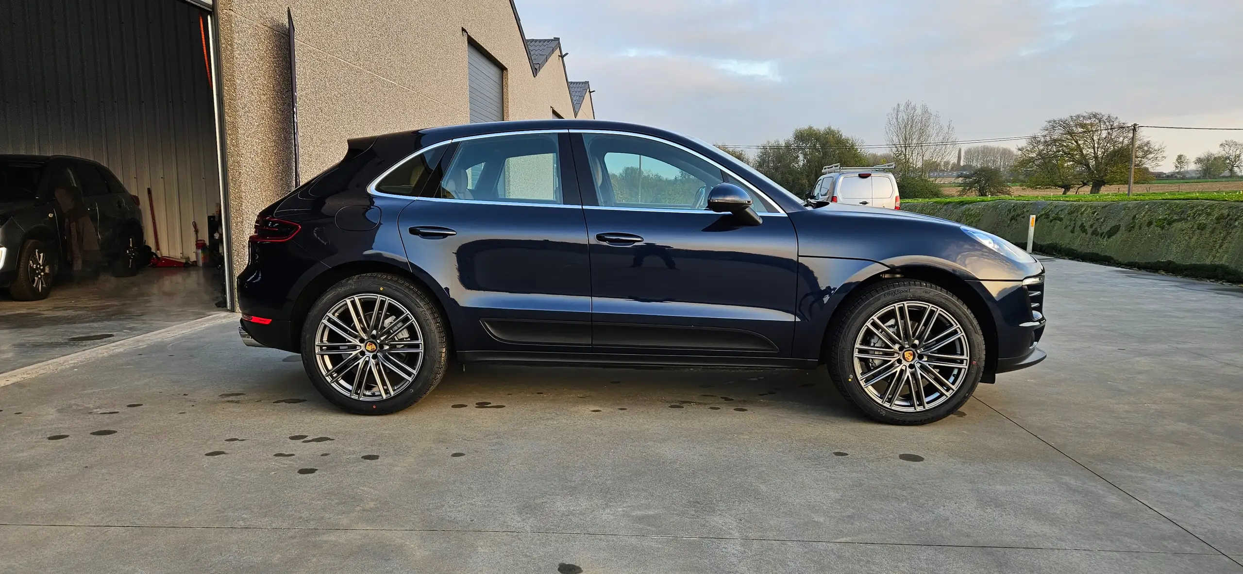 Porsche - Macan