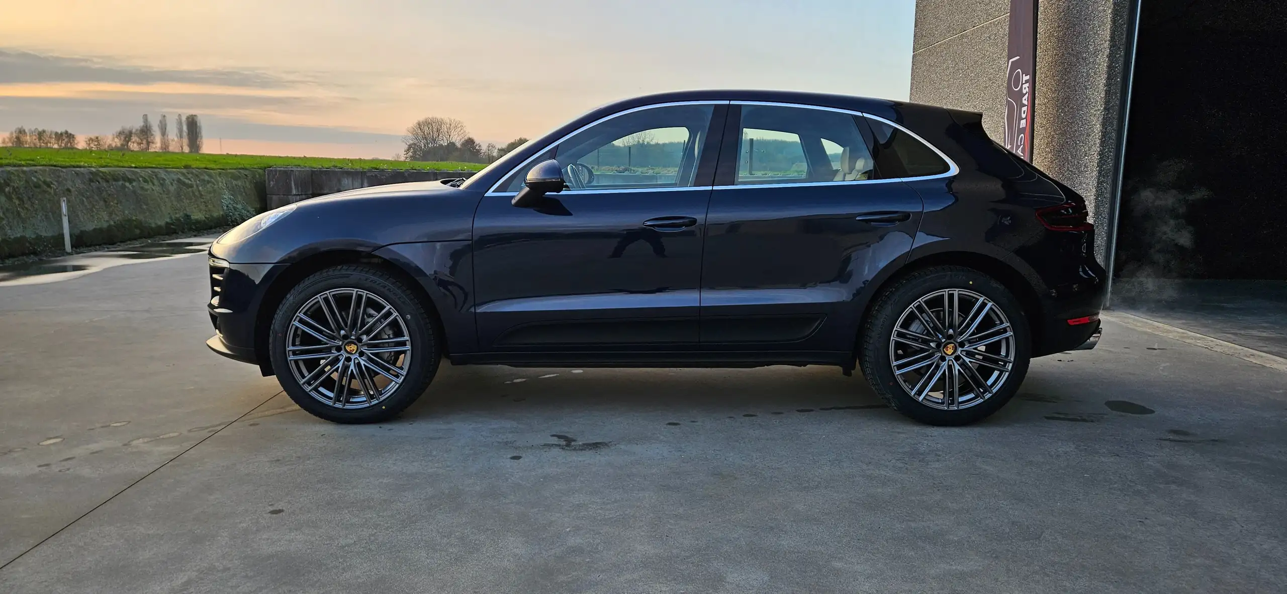 Porsche - Macan