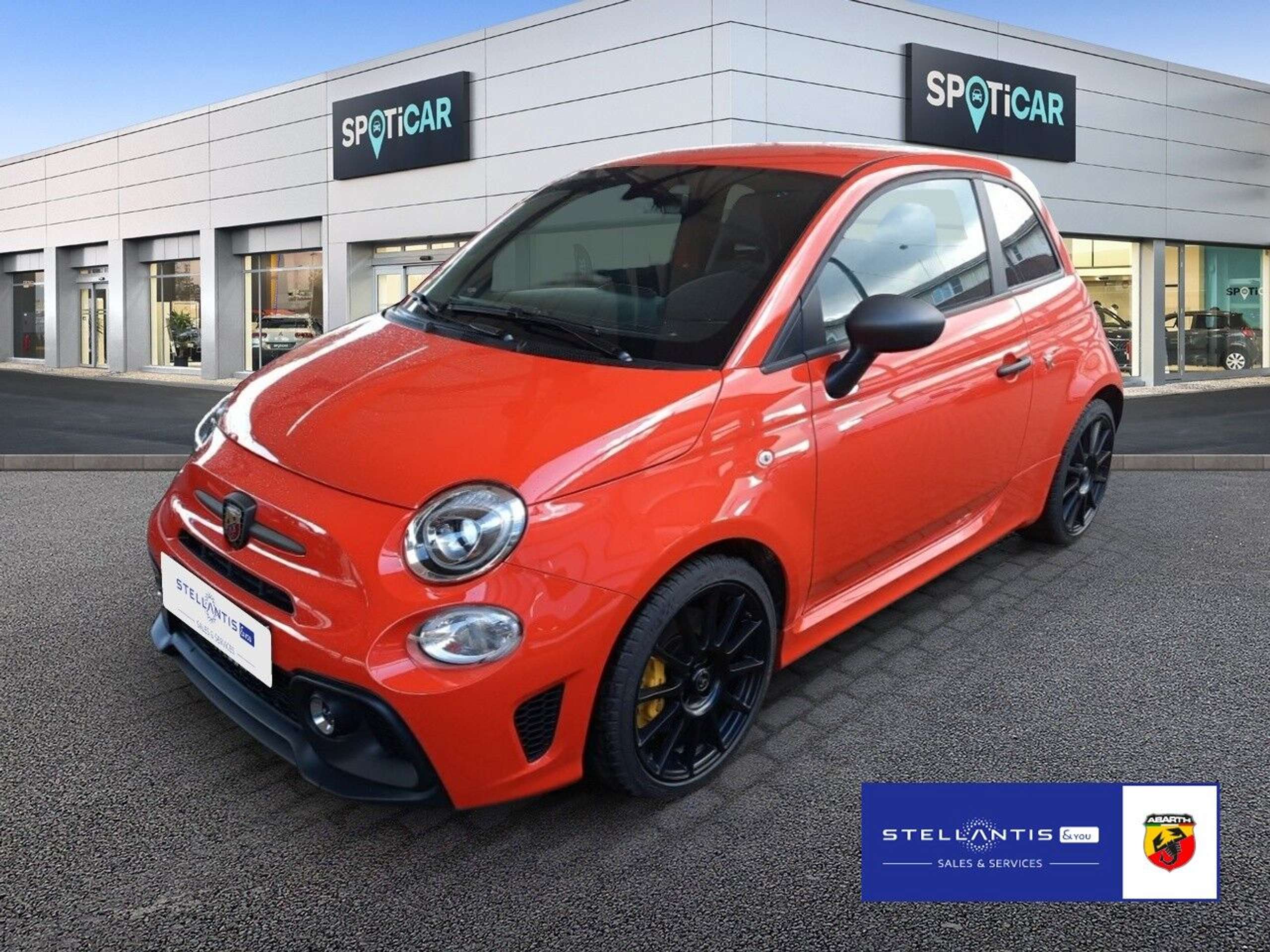 Abarth 695 2024