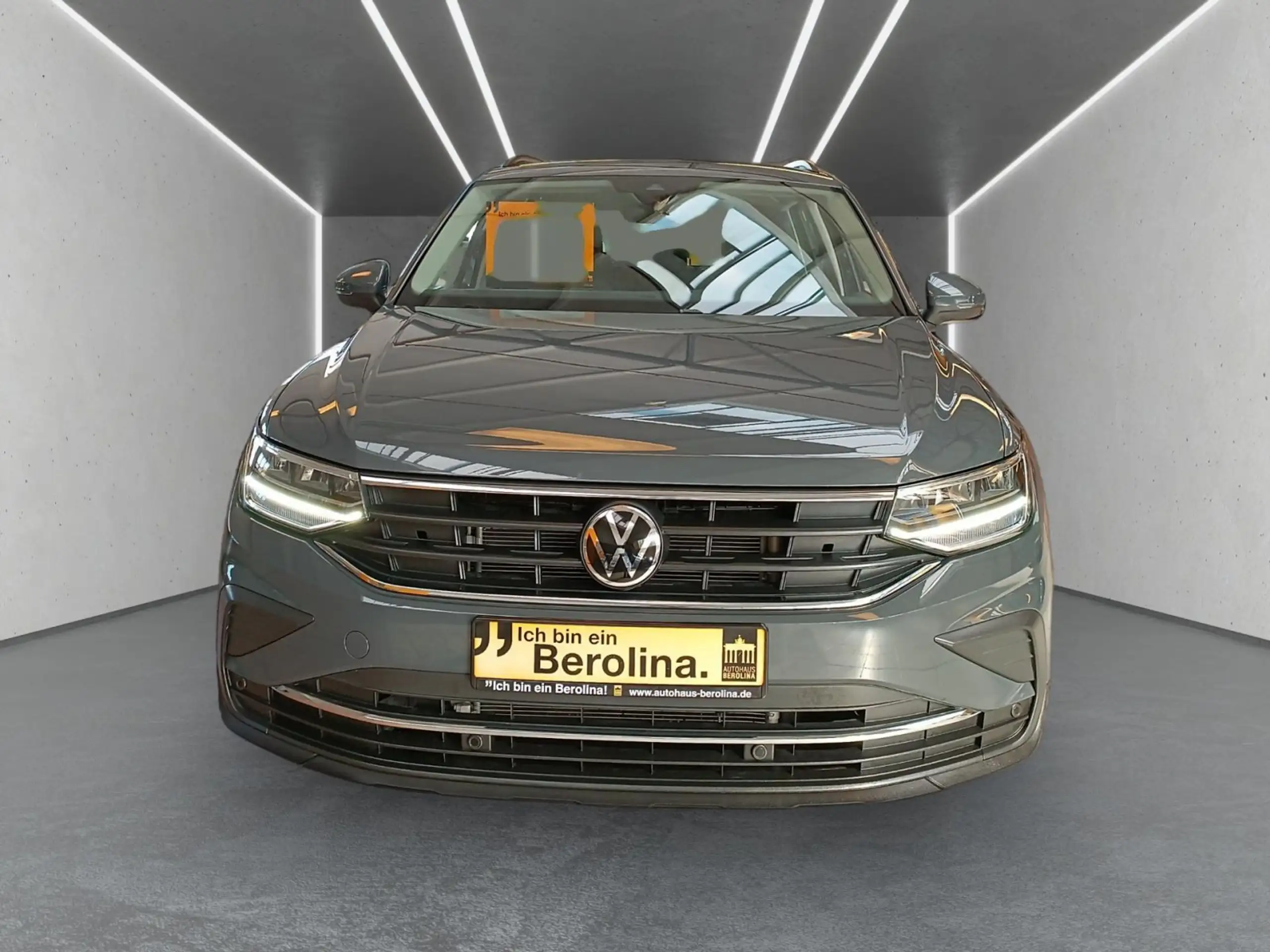 Volkswagen - Tiguan