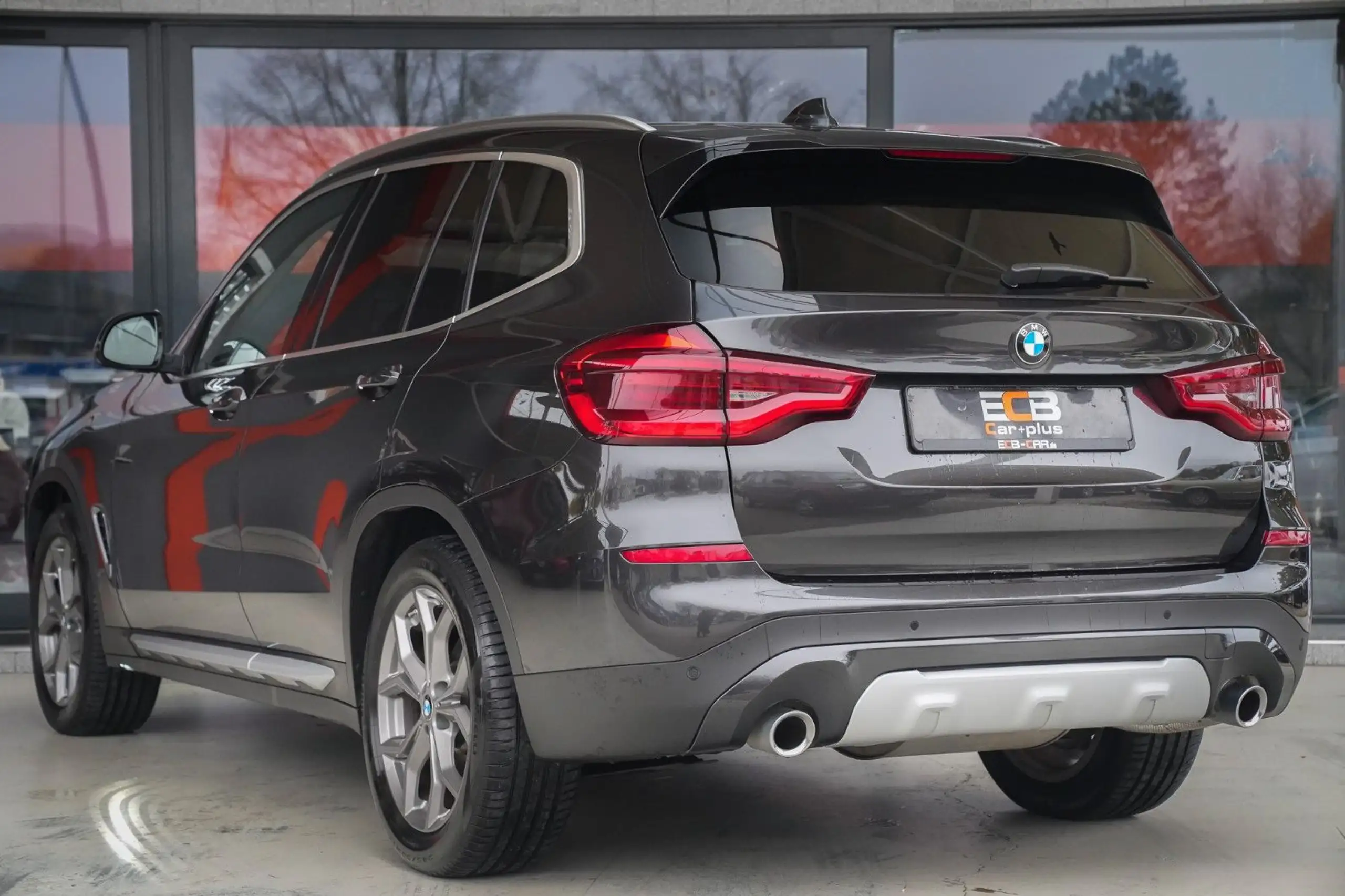 BMW - X3