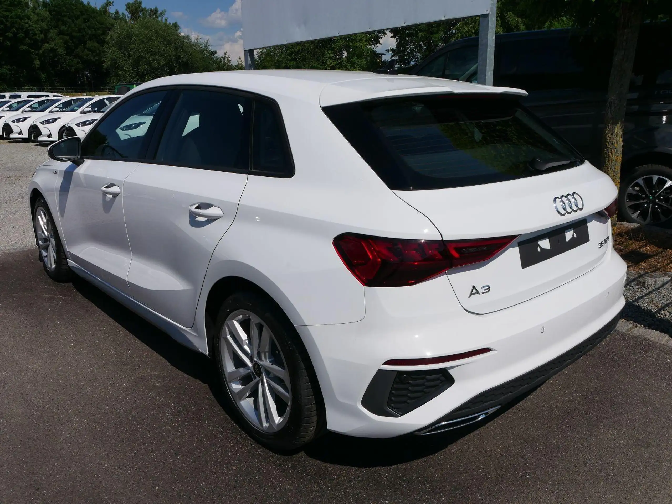 Audi - A3