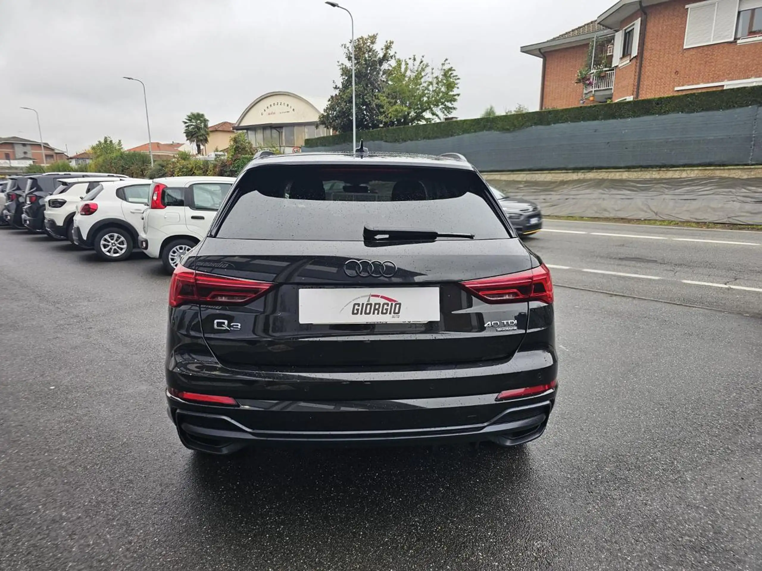 Audi - Q3