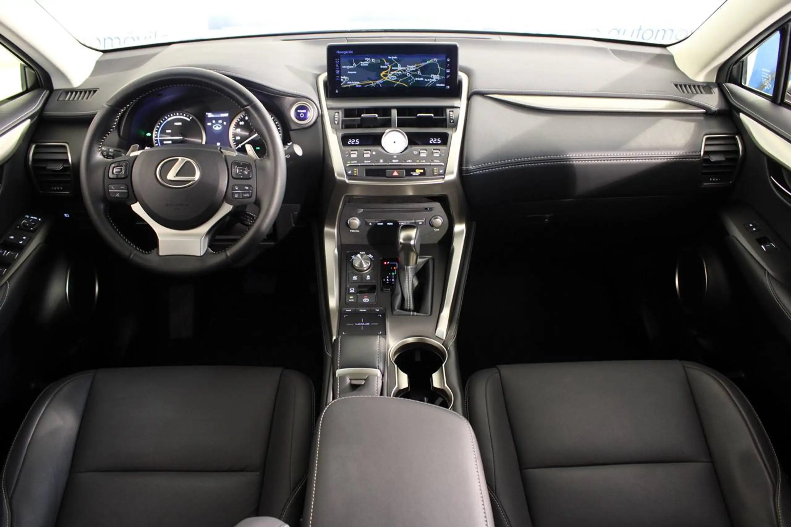 Lexus - NX 300h