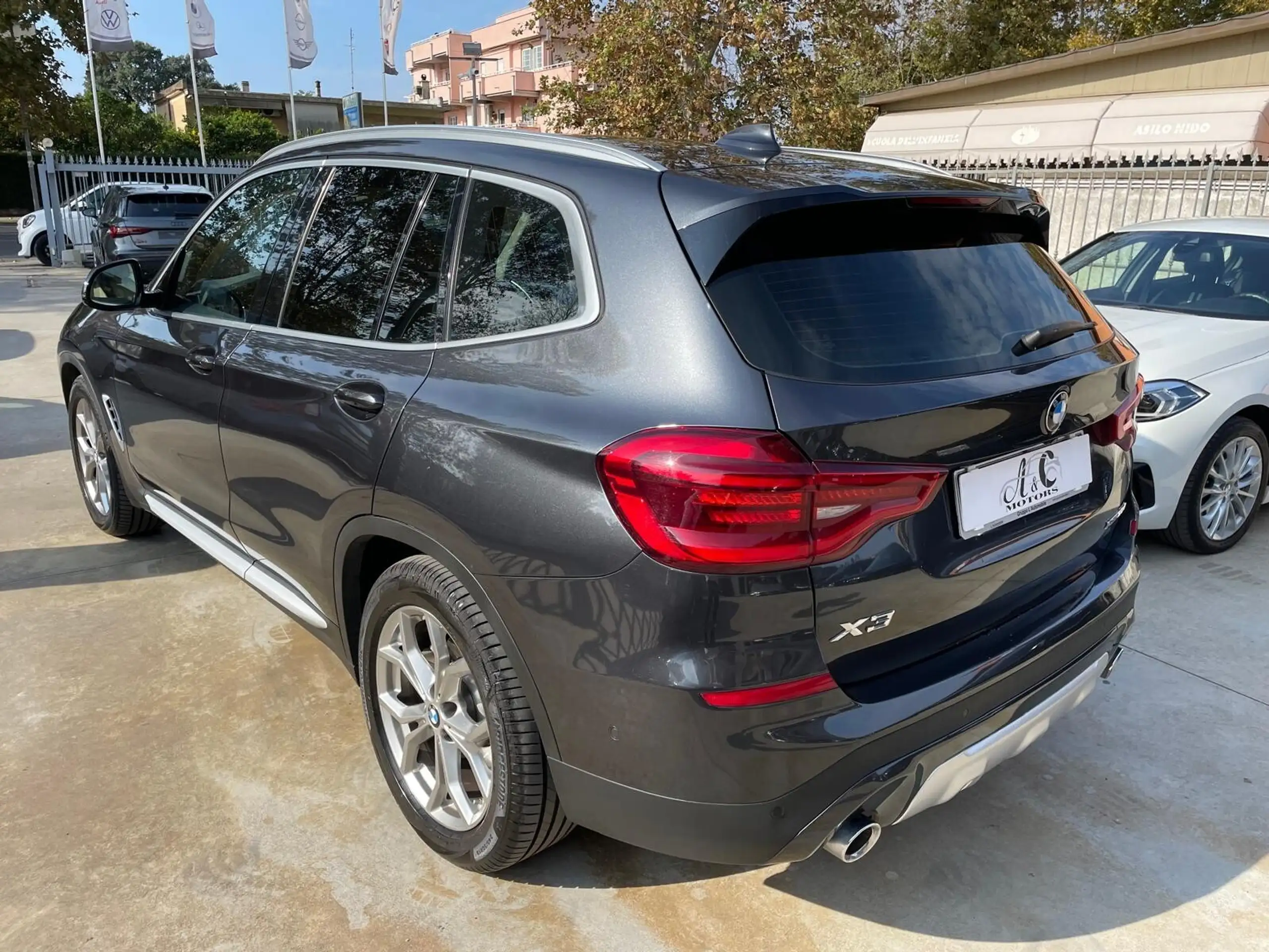 BMW - X3